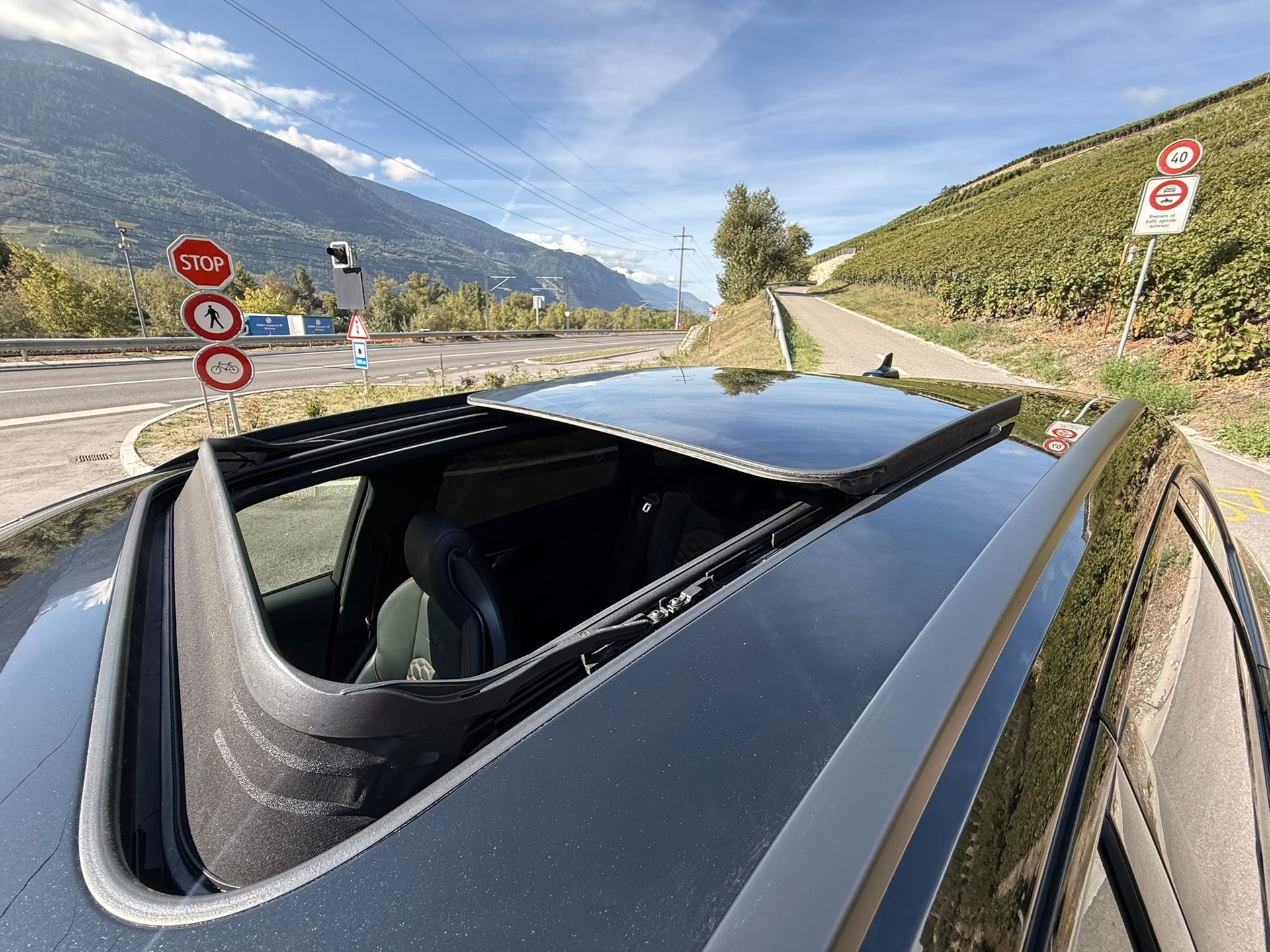 AUDI RS4 Avant quattro tiptronic-image-9