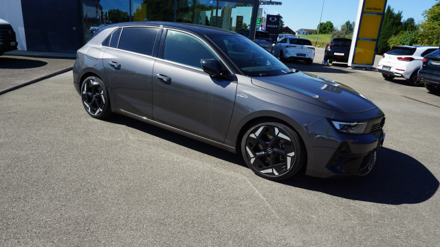 OPEL Astra 1.6 PHEV GSe A-image-5