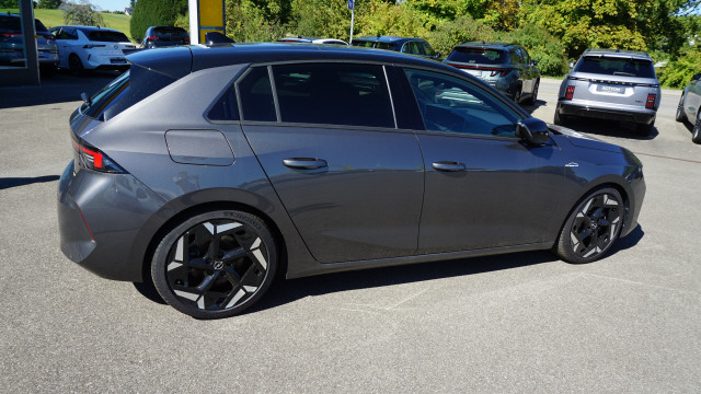 OPEL Astra 1.6 PHEV GSe A-image-4