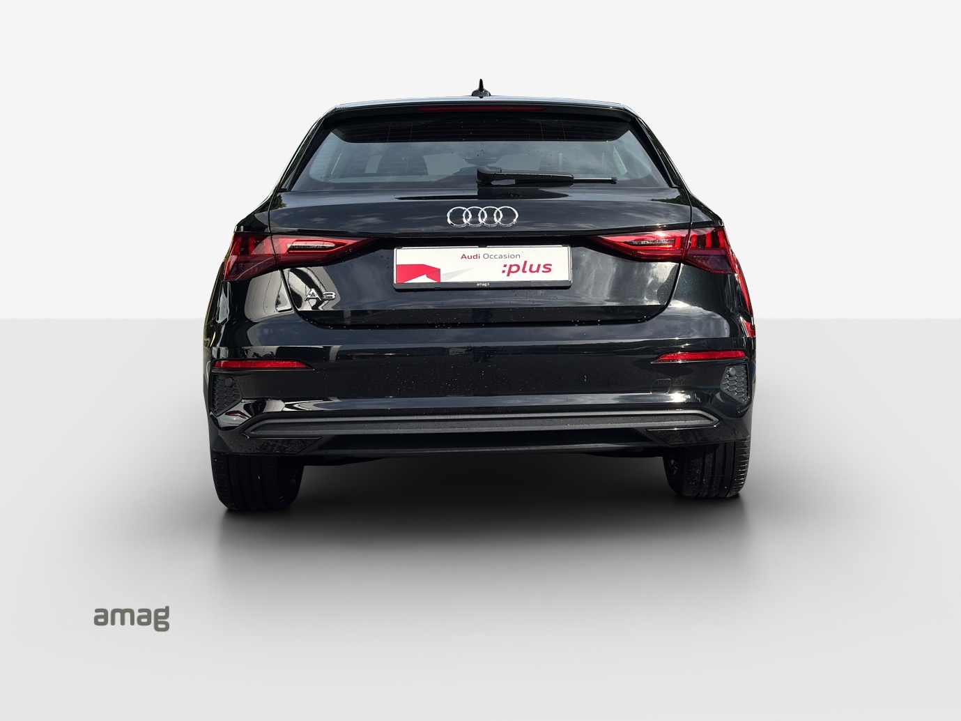AUDI A3 Sportback 35 TFSI Attraction S-tronic-showroom-element-3