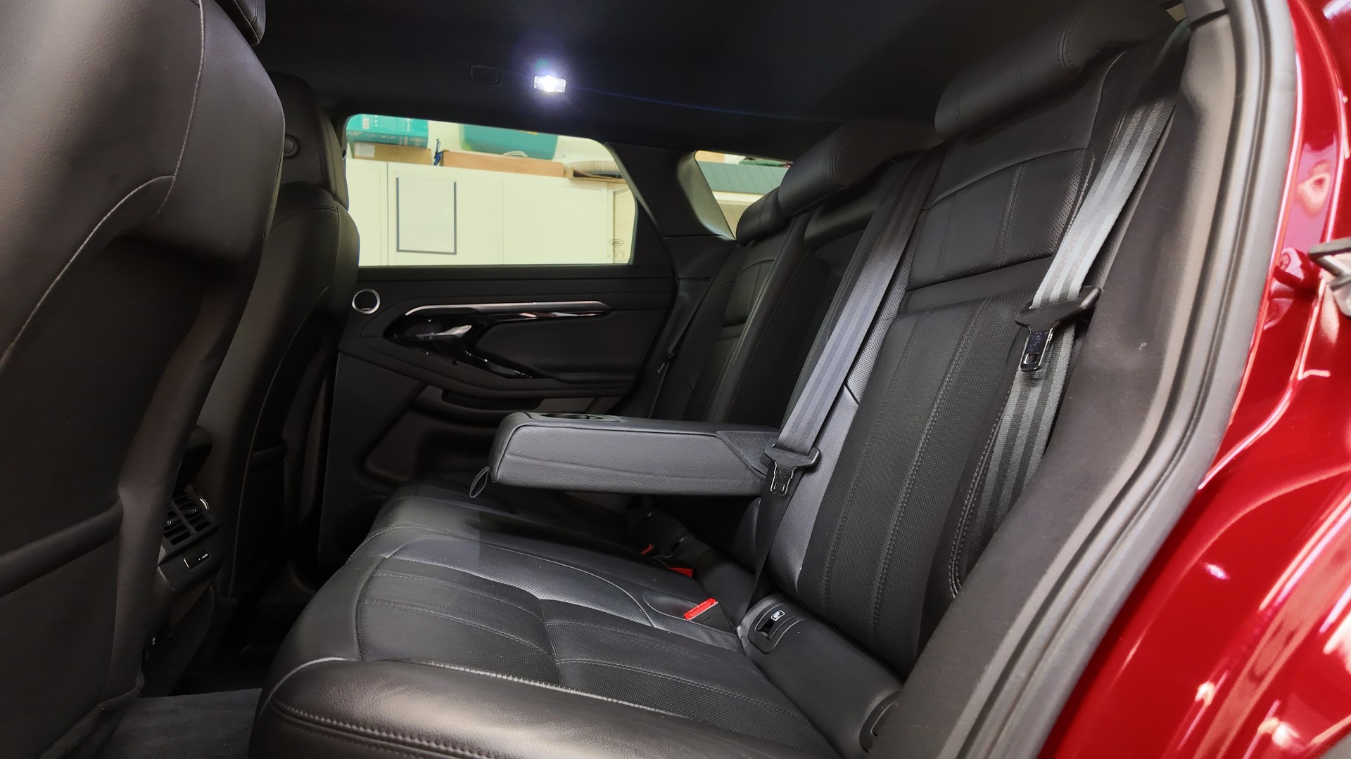 LAND ROVER Range Rover Evoque 2.0 T S-image-19