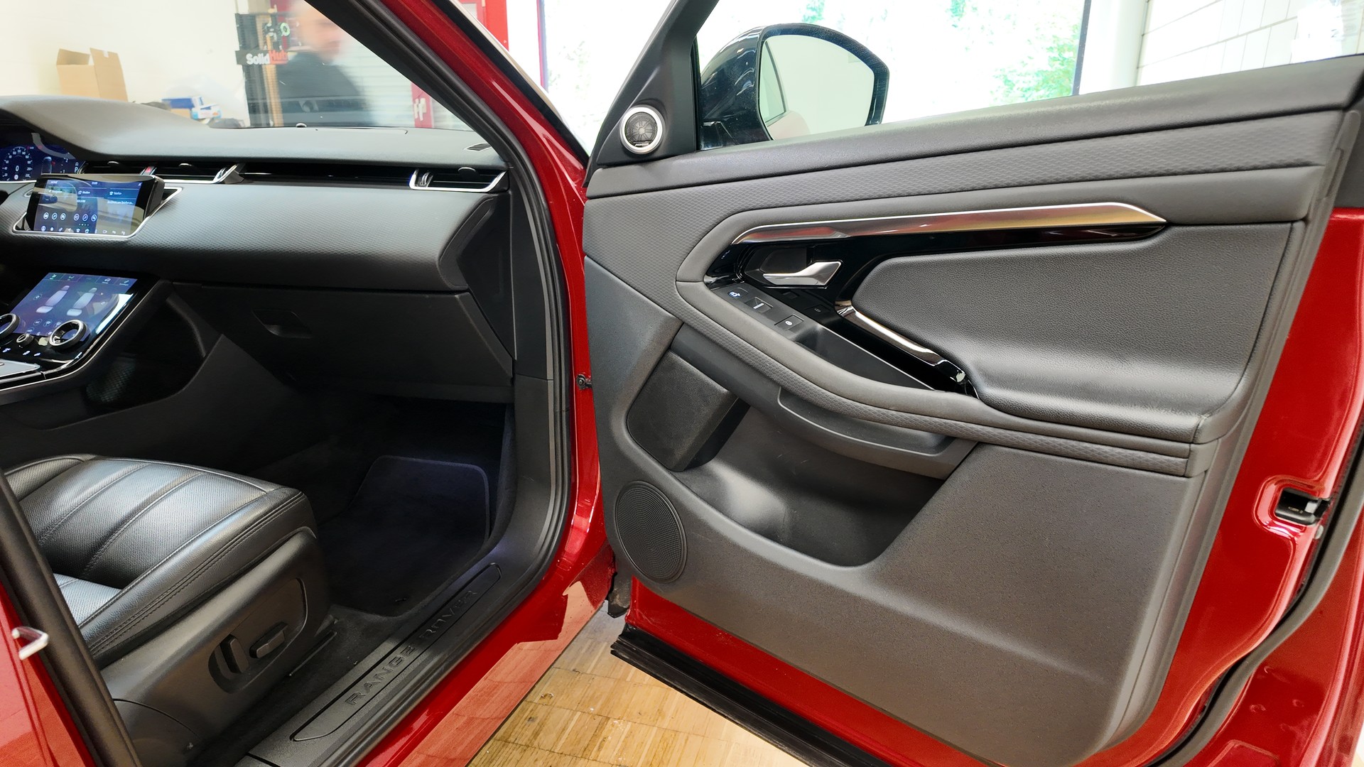 LAND ROVER Range Rover Evoque 2.0 T S-image-16