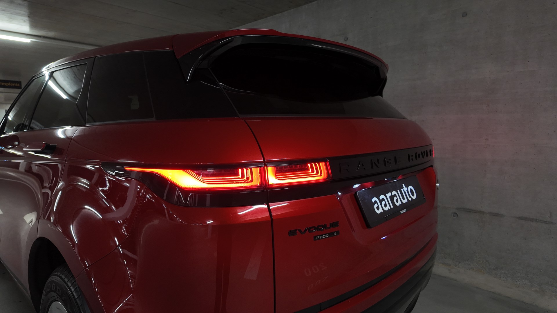 LAND ROVER Range Rover Evoque 2.0 T S-image-6