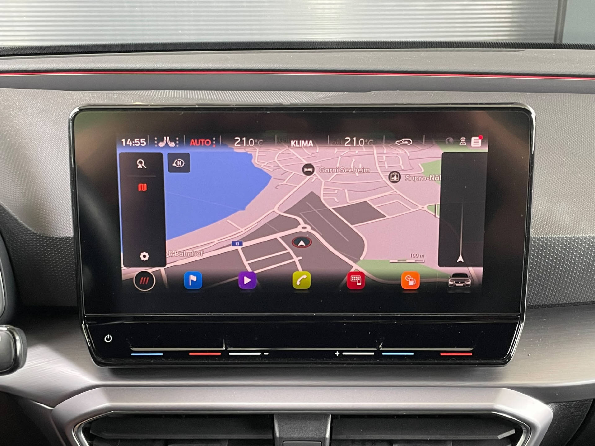 SEAT Leon 1.5 eTSI 150 FR DSG-image-13