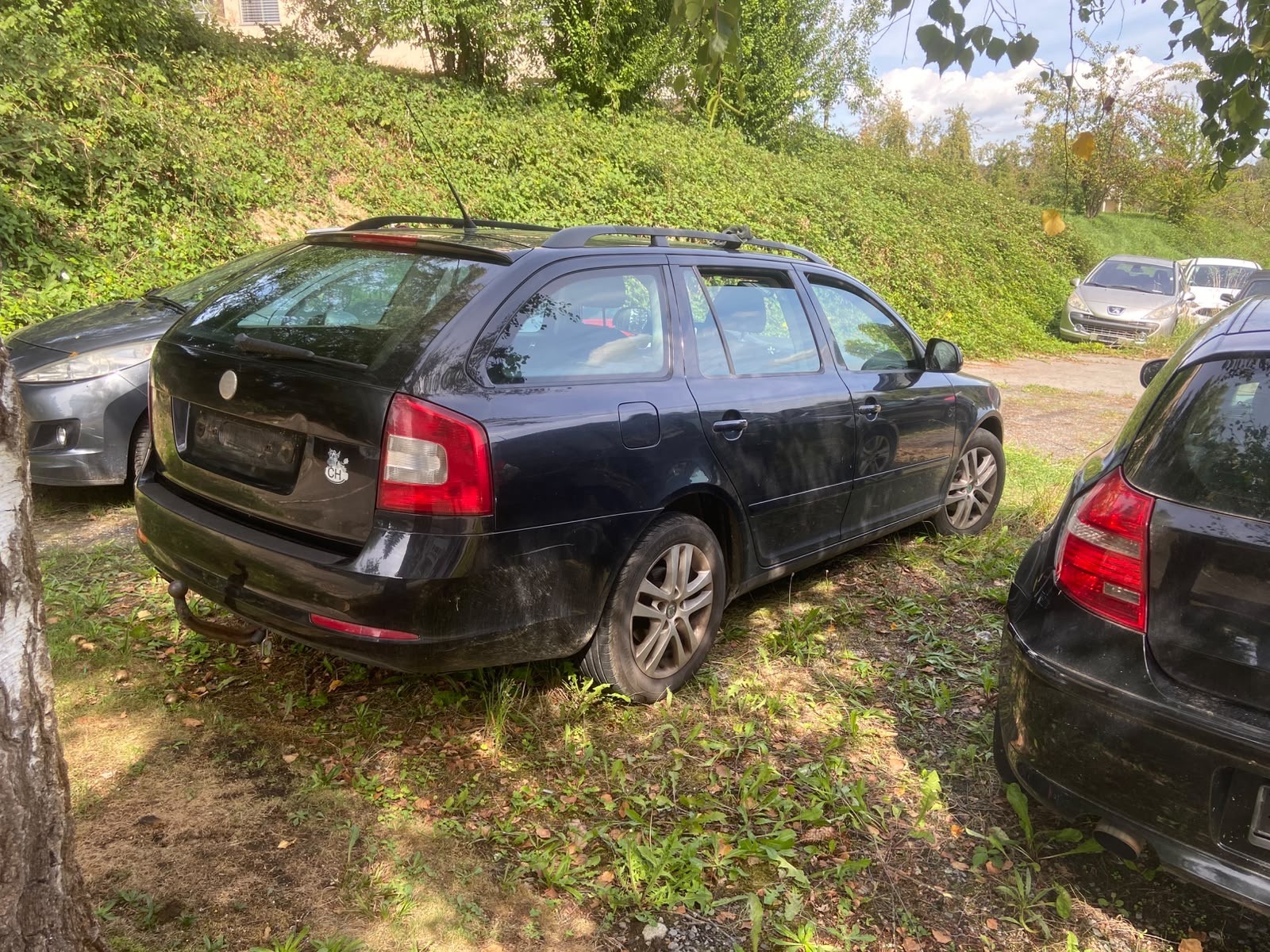 SKODA Octavia Combi 1.9 TDI Swiss Adventure 4x4-image-3