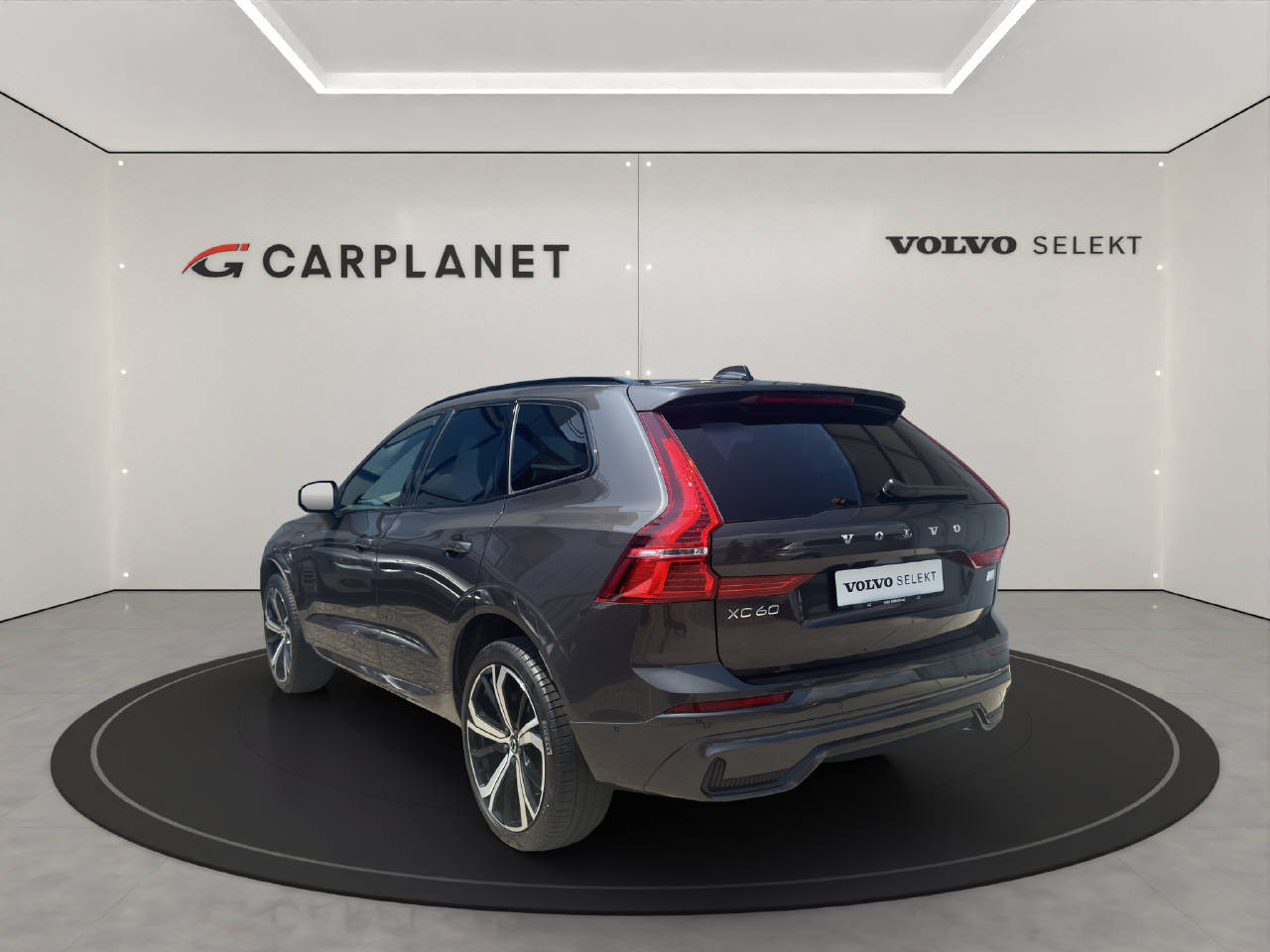VOLVO XC60 2.0 T8 TE R-Design eAWD-image-3