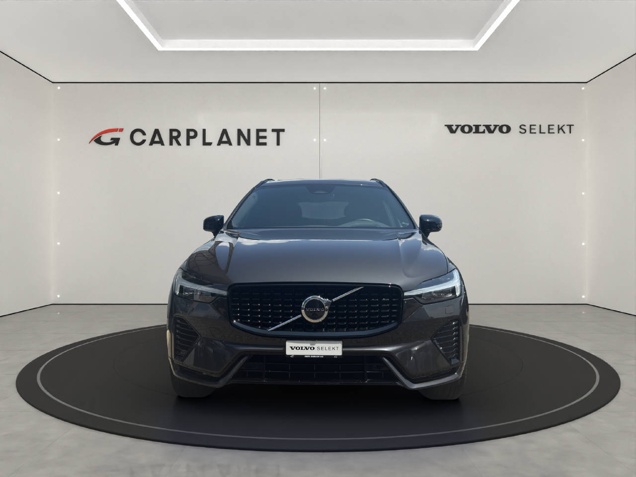 VOLVO XC60 2.0 T8 TE R-Design eAWD-image-1