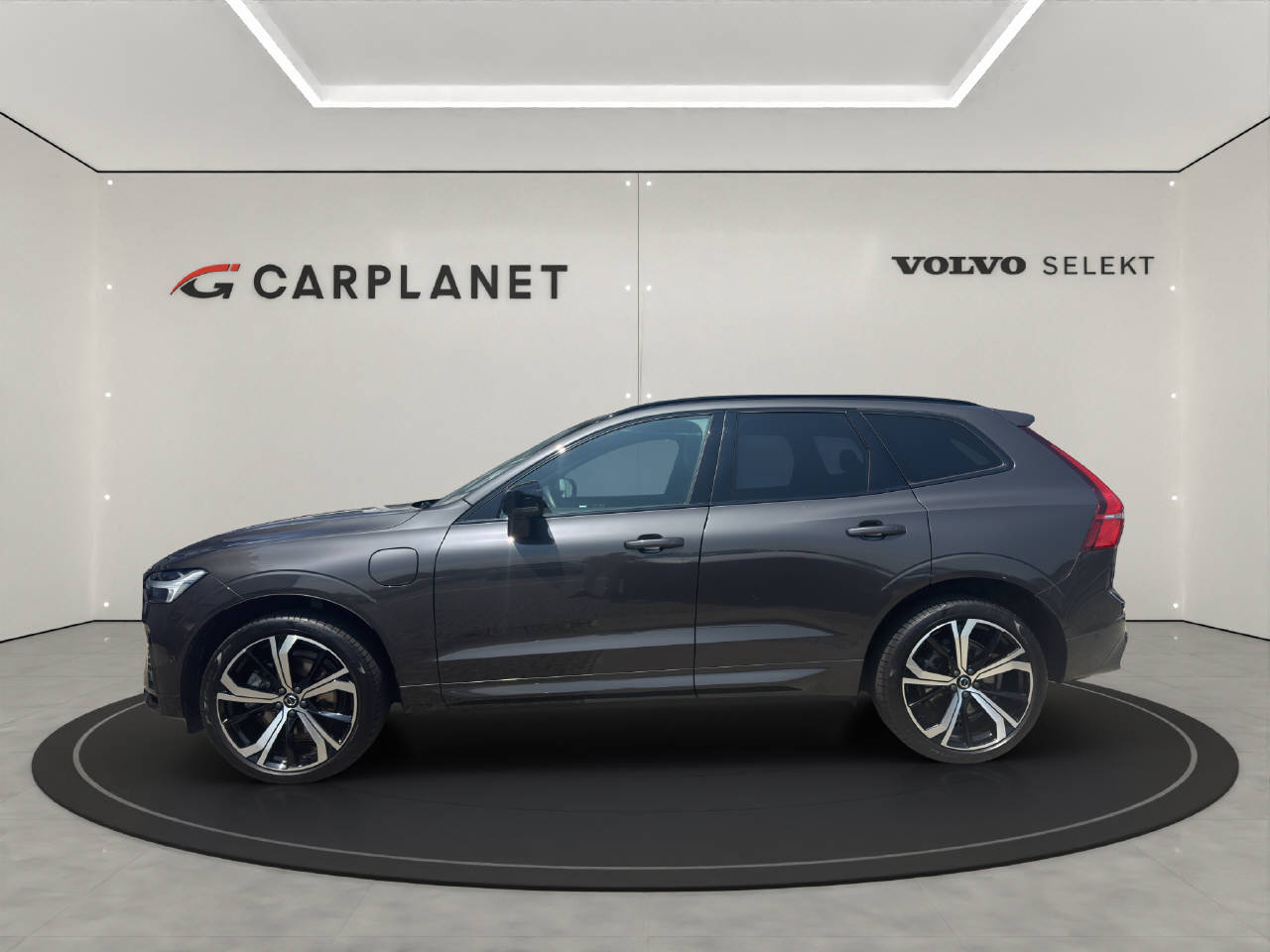 VOLVO XC60 2.0 T8 TE R-Design eAWD-image-2