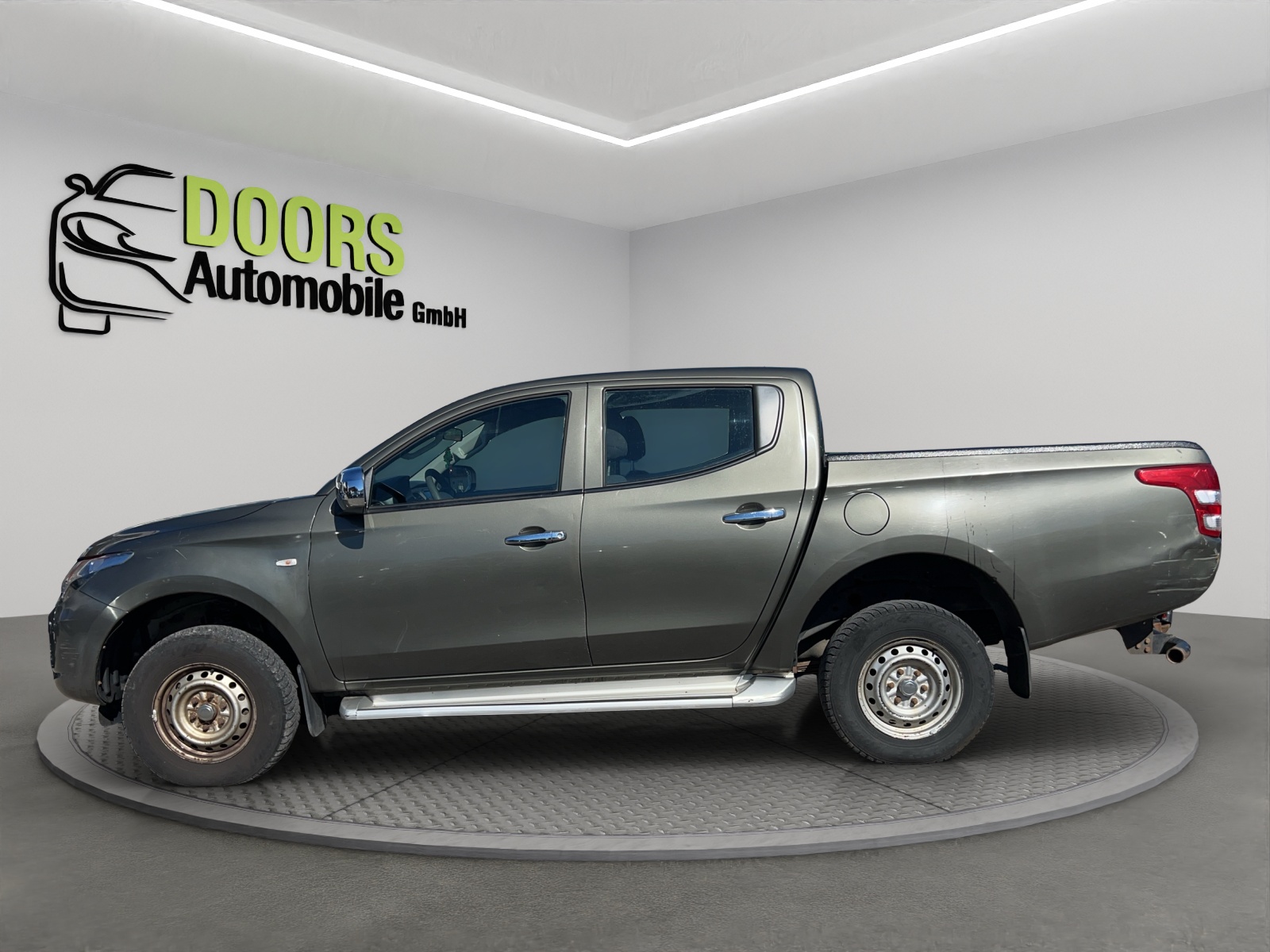 MITSUBISHI L 200 2.4 Value Double Cab-image-6