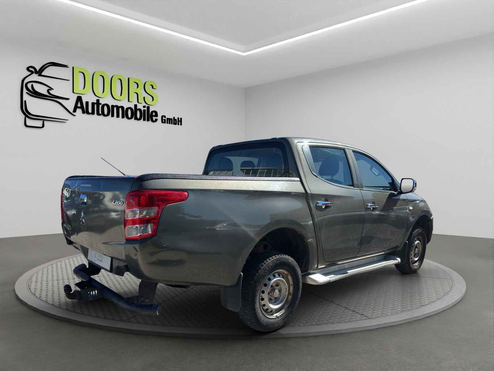 MITSUBISHI L 200 2.4 Value Double Cab-image-3