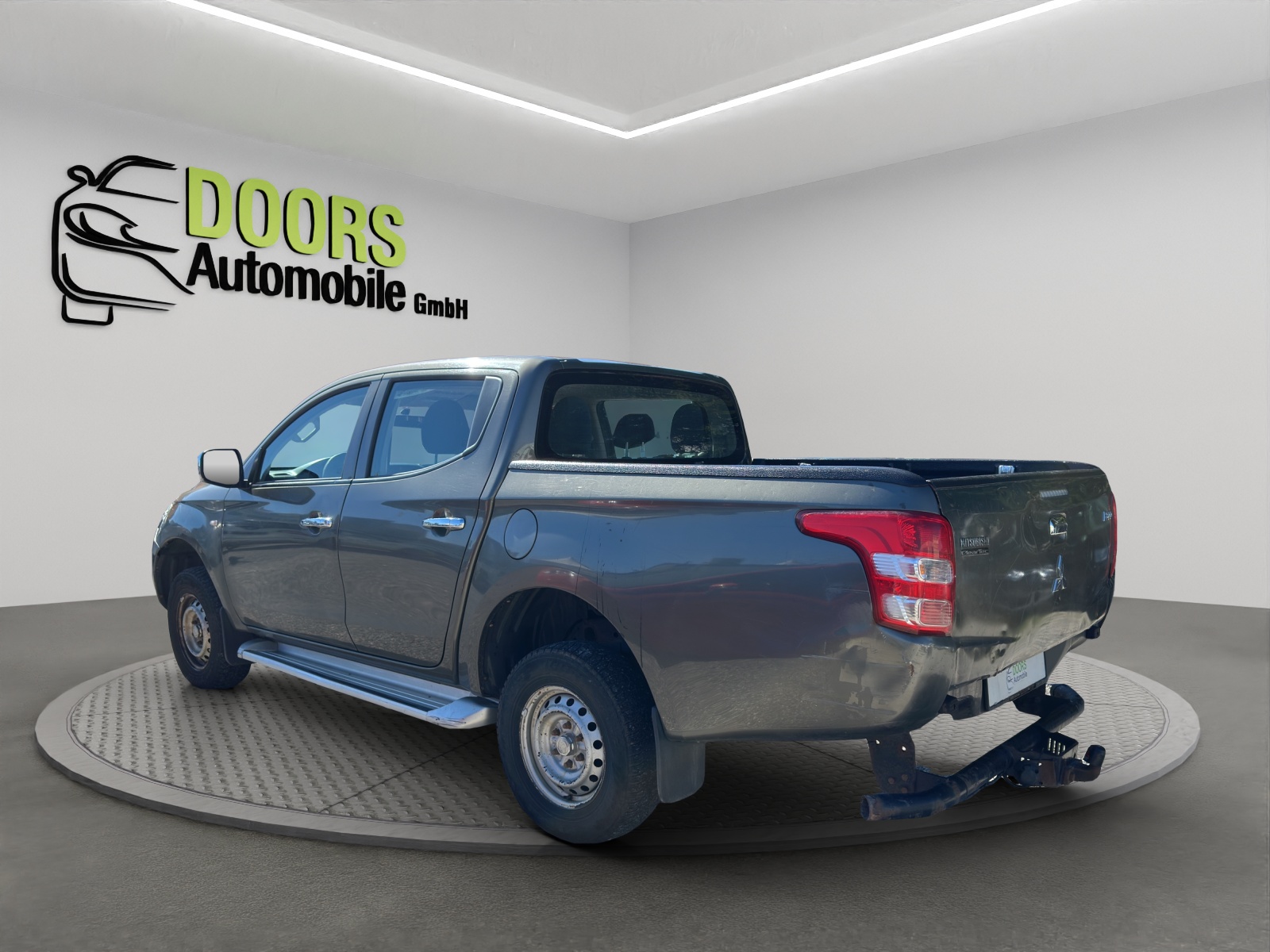 MITSUBISHI L 200 2.4 Value Double Cab-image-4