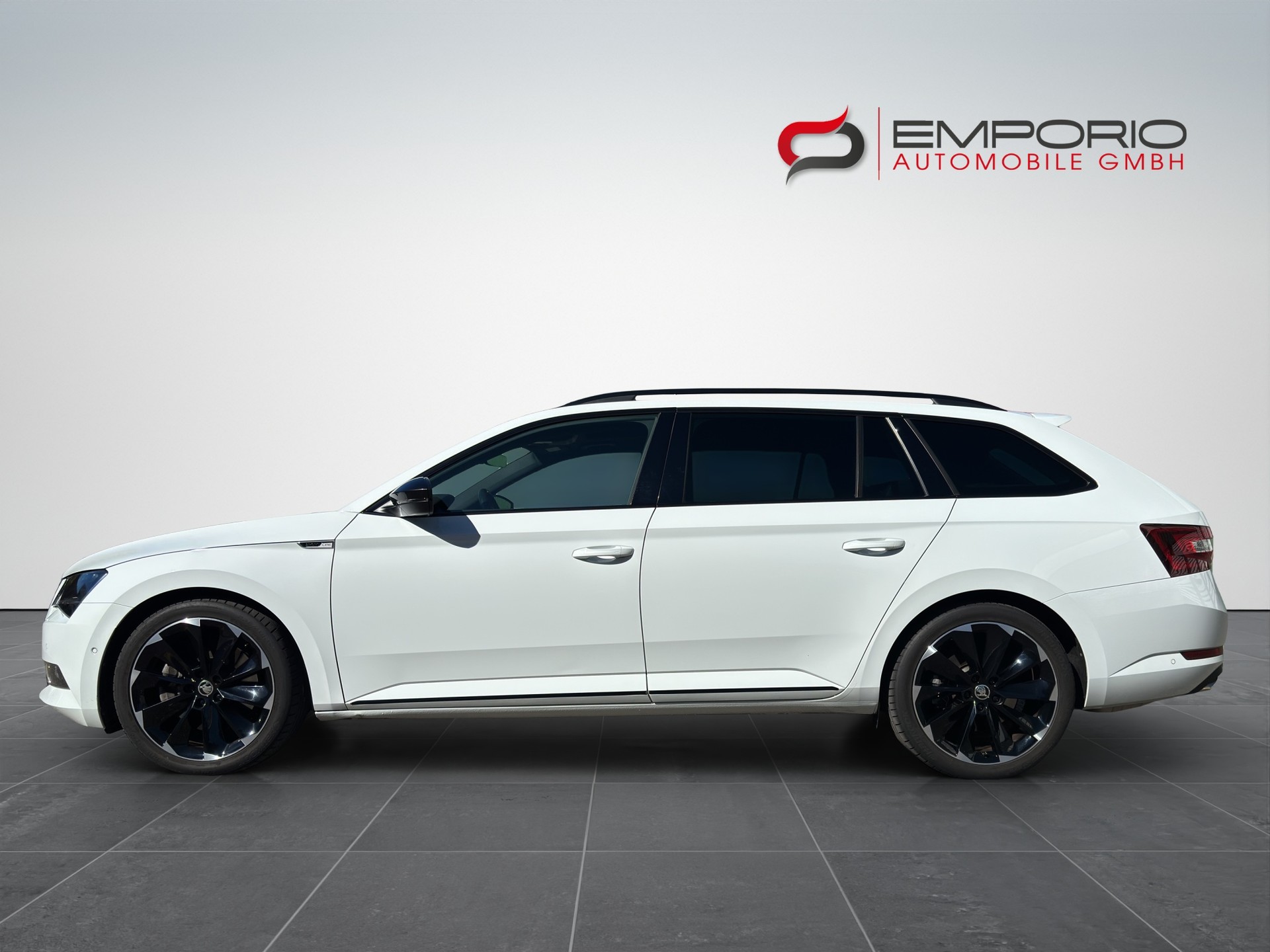 SKODA Superb Combi 2.0 TSI SportLine+ DSG 4x4-image-3