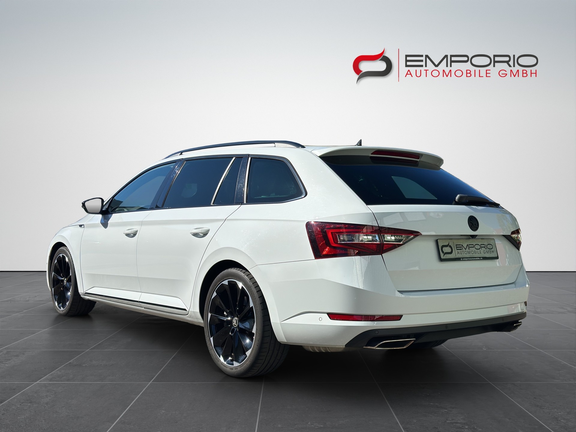 SKODA Superb Combi 2.0 TSI SportLine+ DSG 4x4-image-5