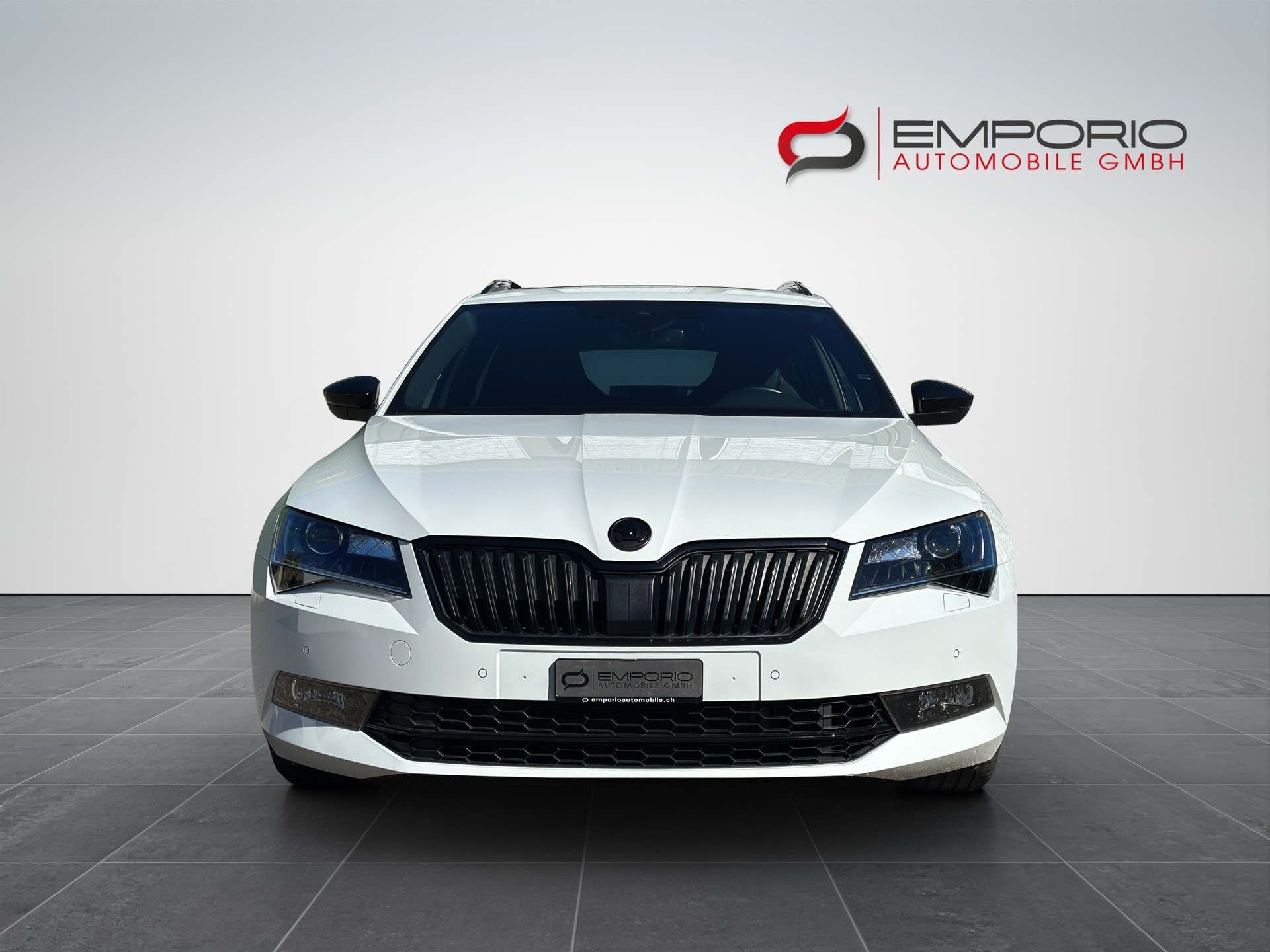 SKODA Superb Combi 2.0 TSI SportLine+ DSG 4x4-image-2