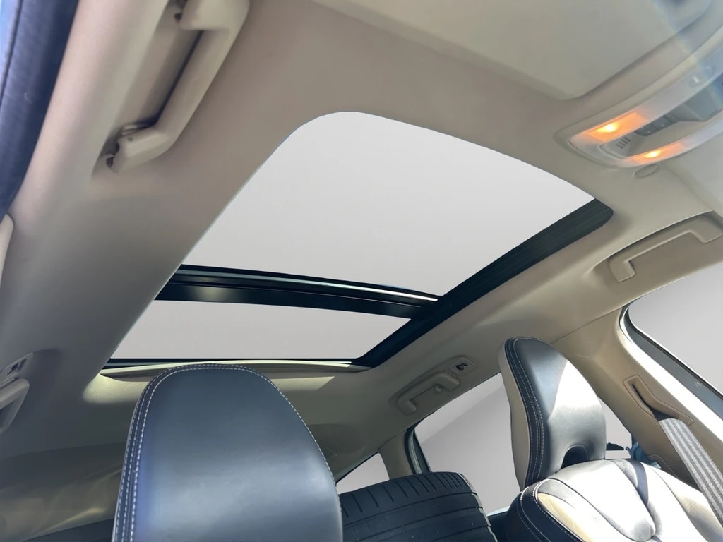 VOLVO XC60 T6 AWD R-Design Geartronic-image-18