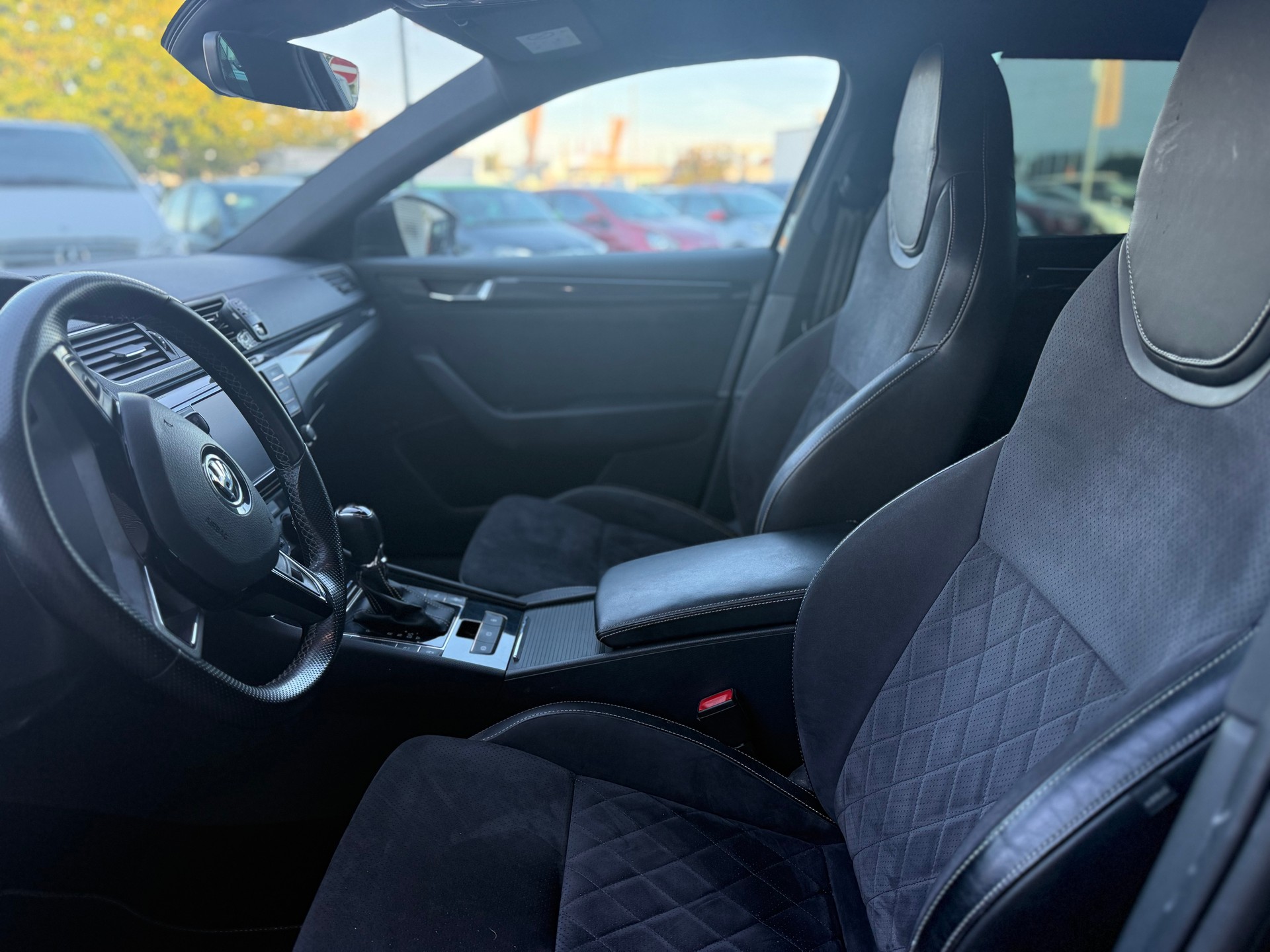 SKODA Superb Combi 2.0 TSI Sport Line DSG 4x4-image-7