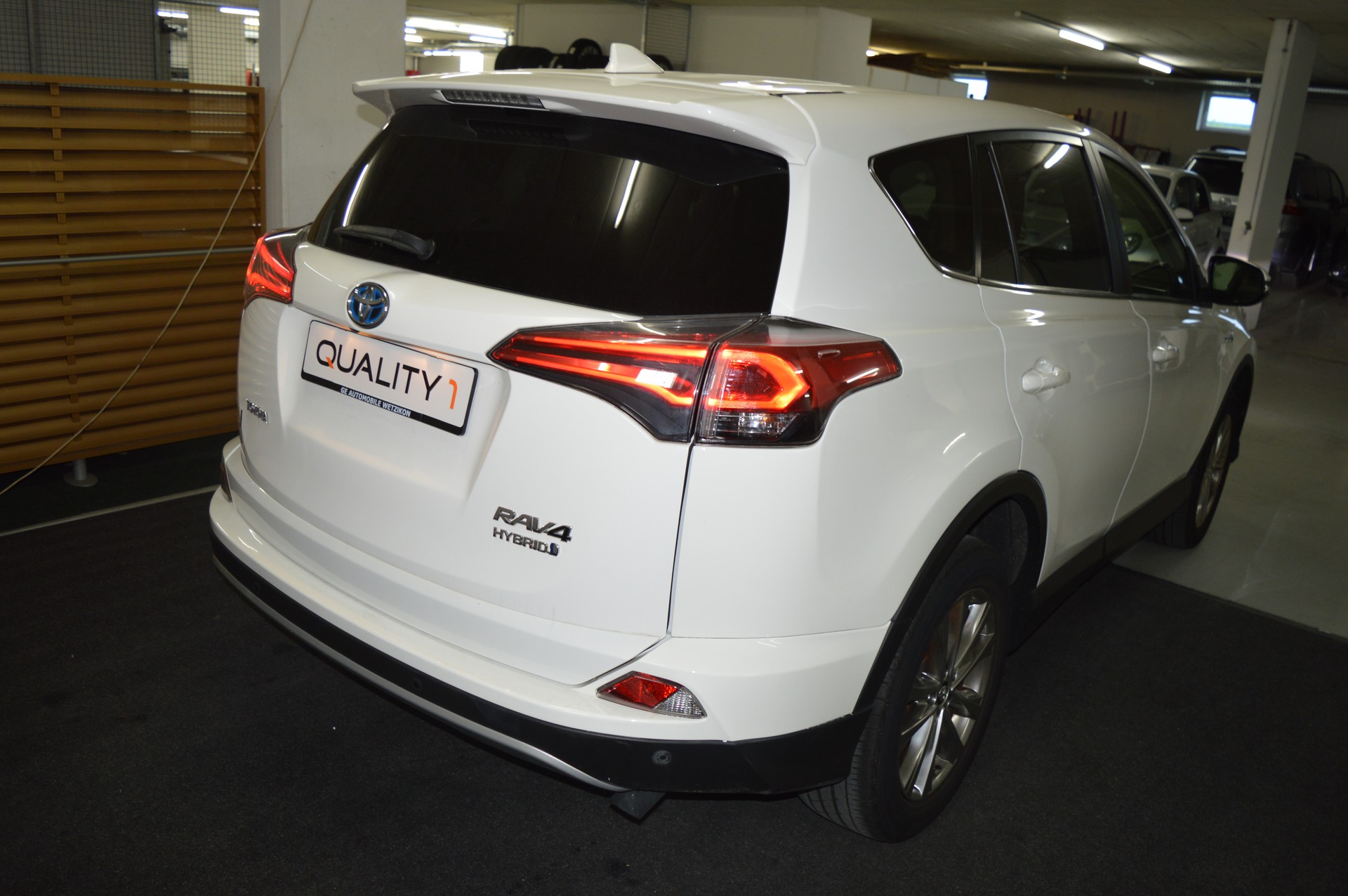 TOYOTA RAV-4 2.5 HSD Trend e-CVT-image-10