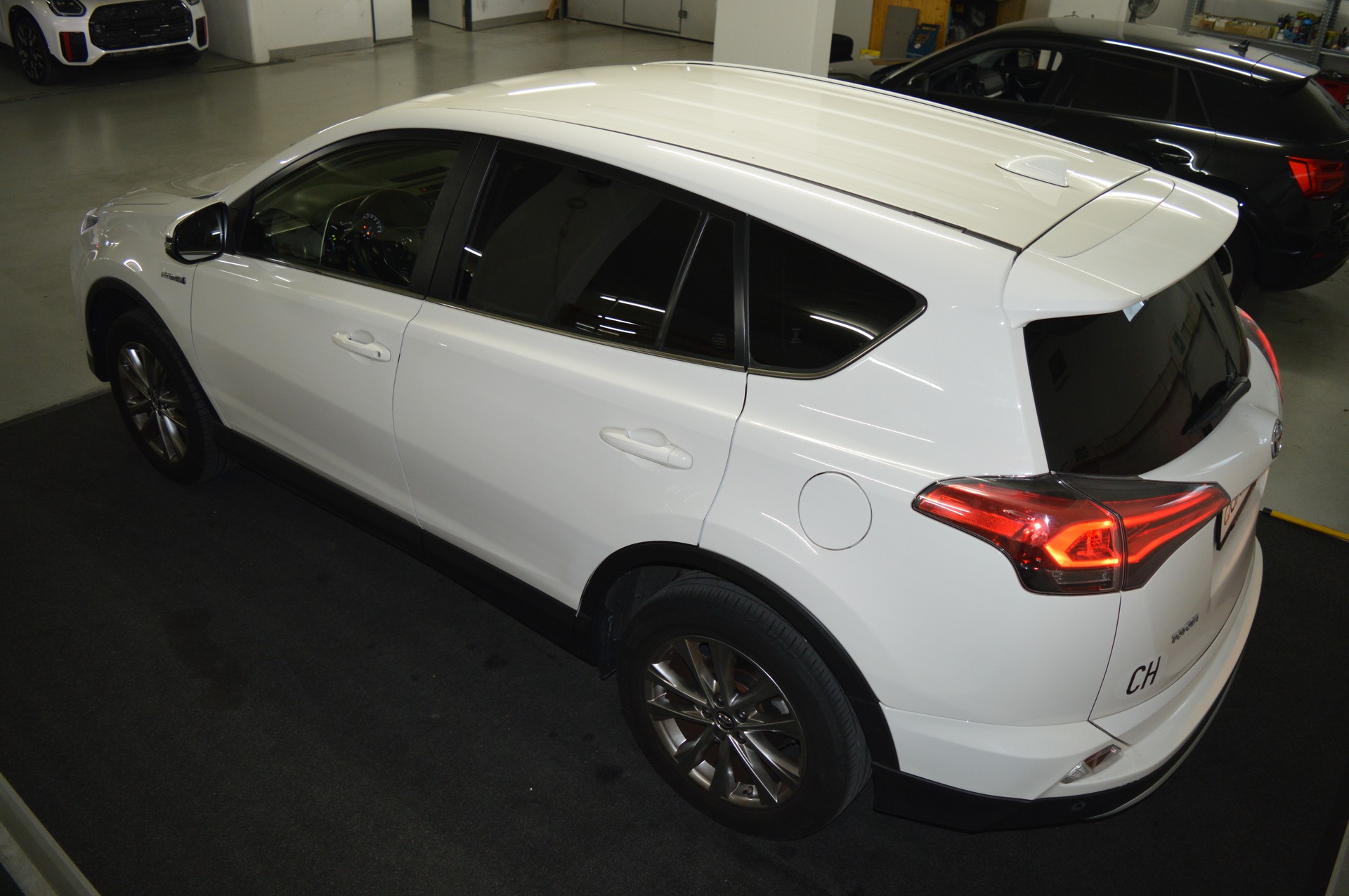TOYOTA RAV-4 2.5 HSD Trend e-CVT-image-6