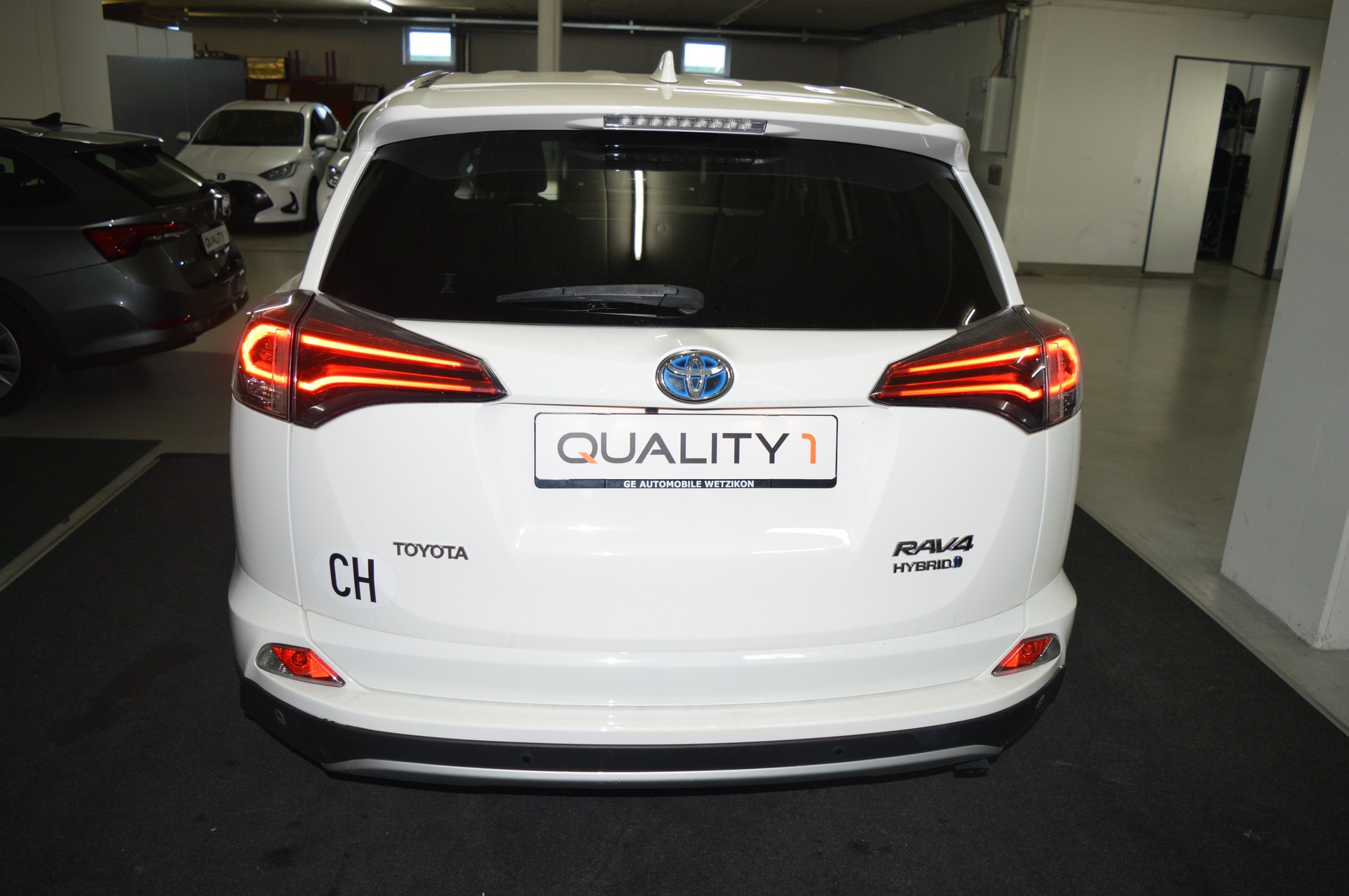 TOYOTA RAV-4 2.5 HSD Trend e-CVT-image-11