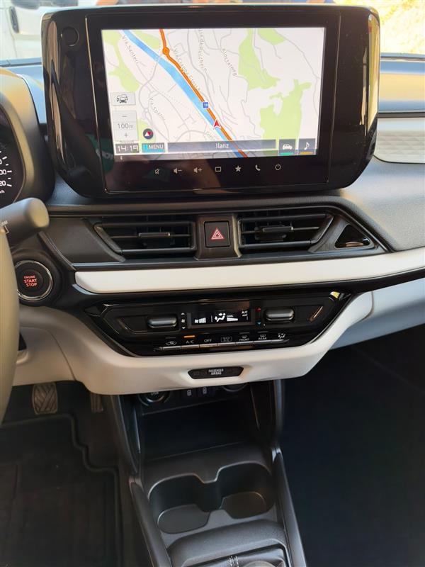 SUZUKI Swift 1.2 Compact+ Hybrid 4x4-image-9