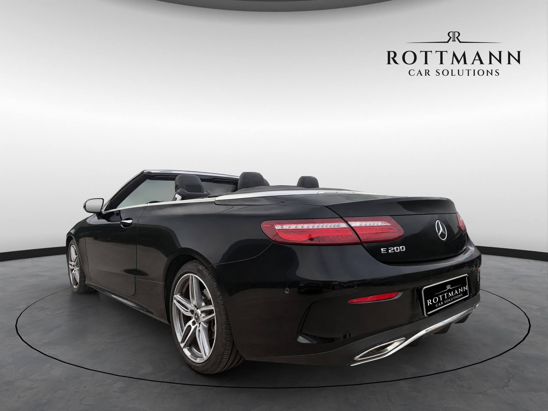 MERCEDES-BENZ E 200 Cabriolet AMG Line 9G-Tronic-image-6