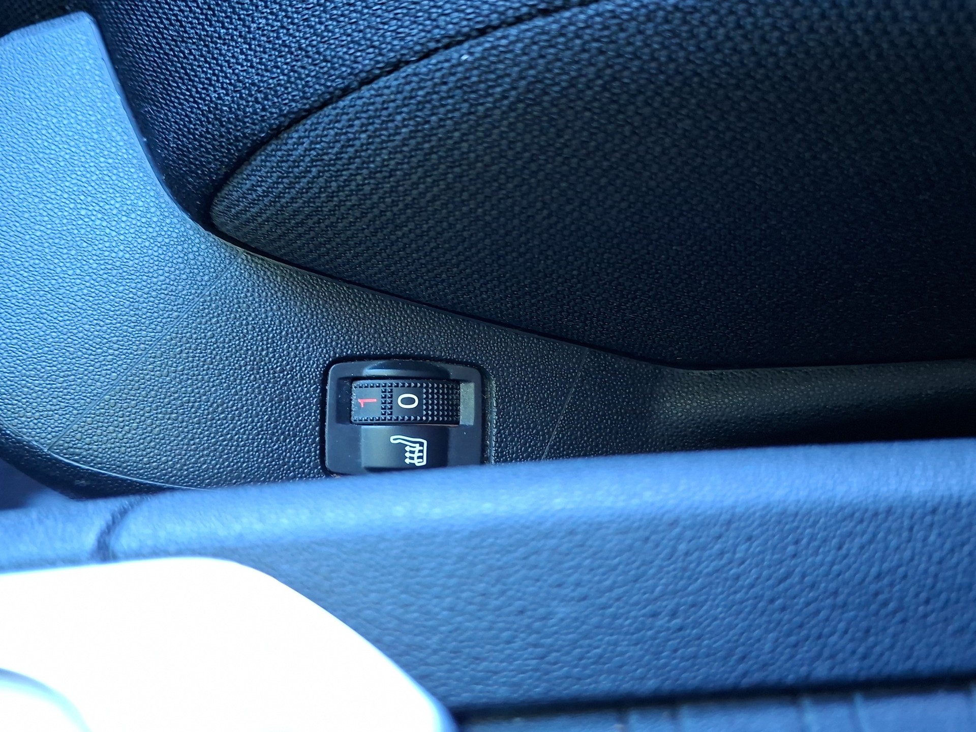CITROEN C4 Picasso 1.6i 16V THP Séduction-image-19
