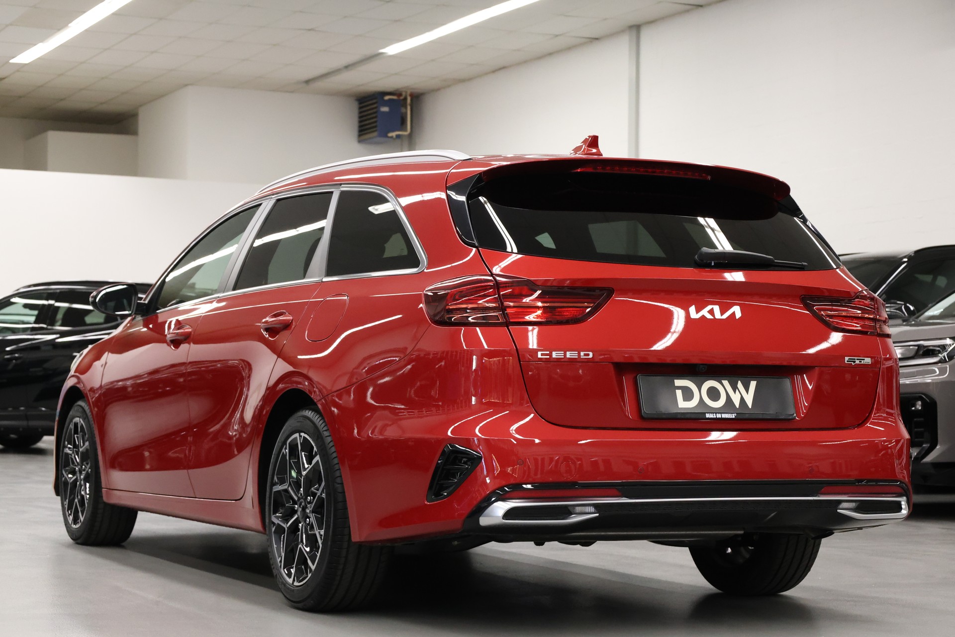 KIA Ceed SW 1.5 T-GDi GT-Line-image-3