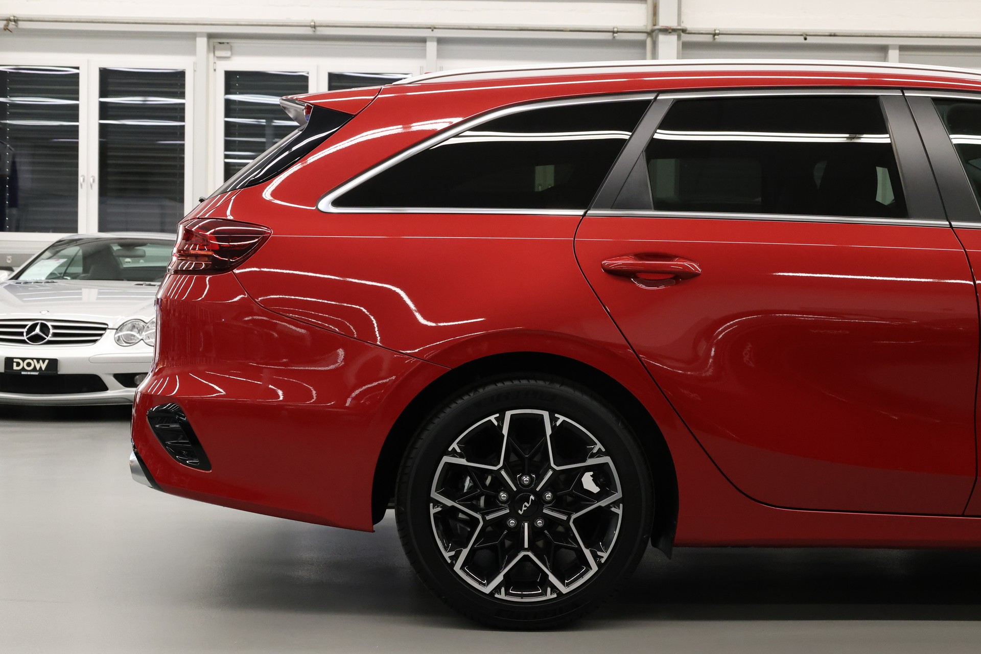 KIA Ceed SW 1.5 T-GDi GT-Line-image-12