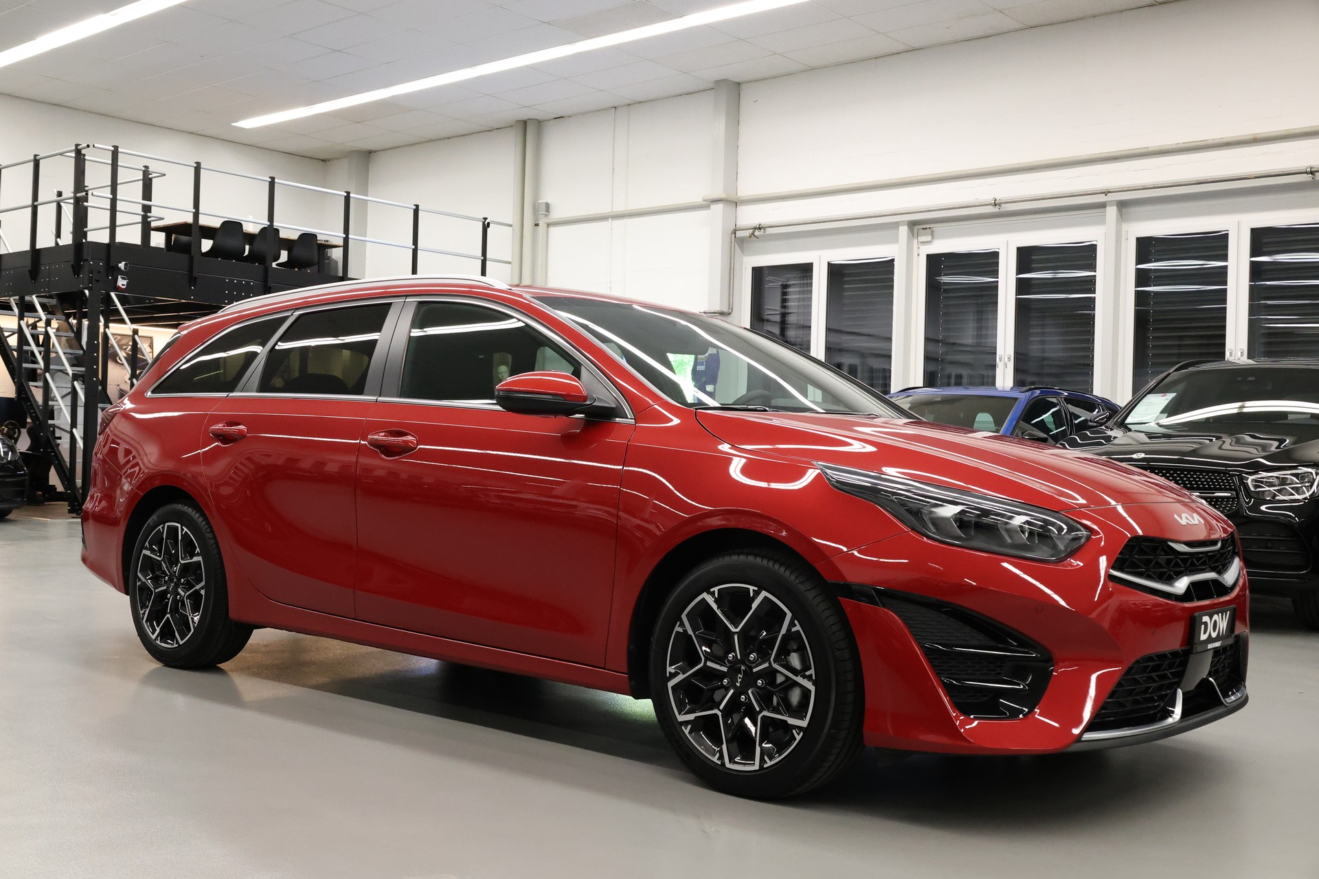 KIA Ceed SW 1.5 T-GDi GT-Line-image-4