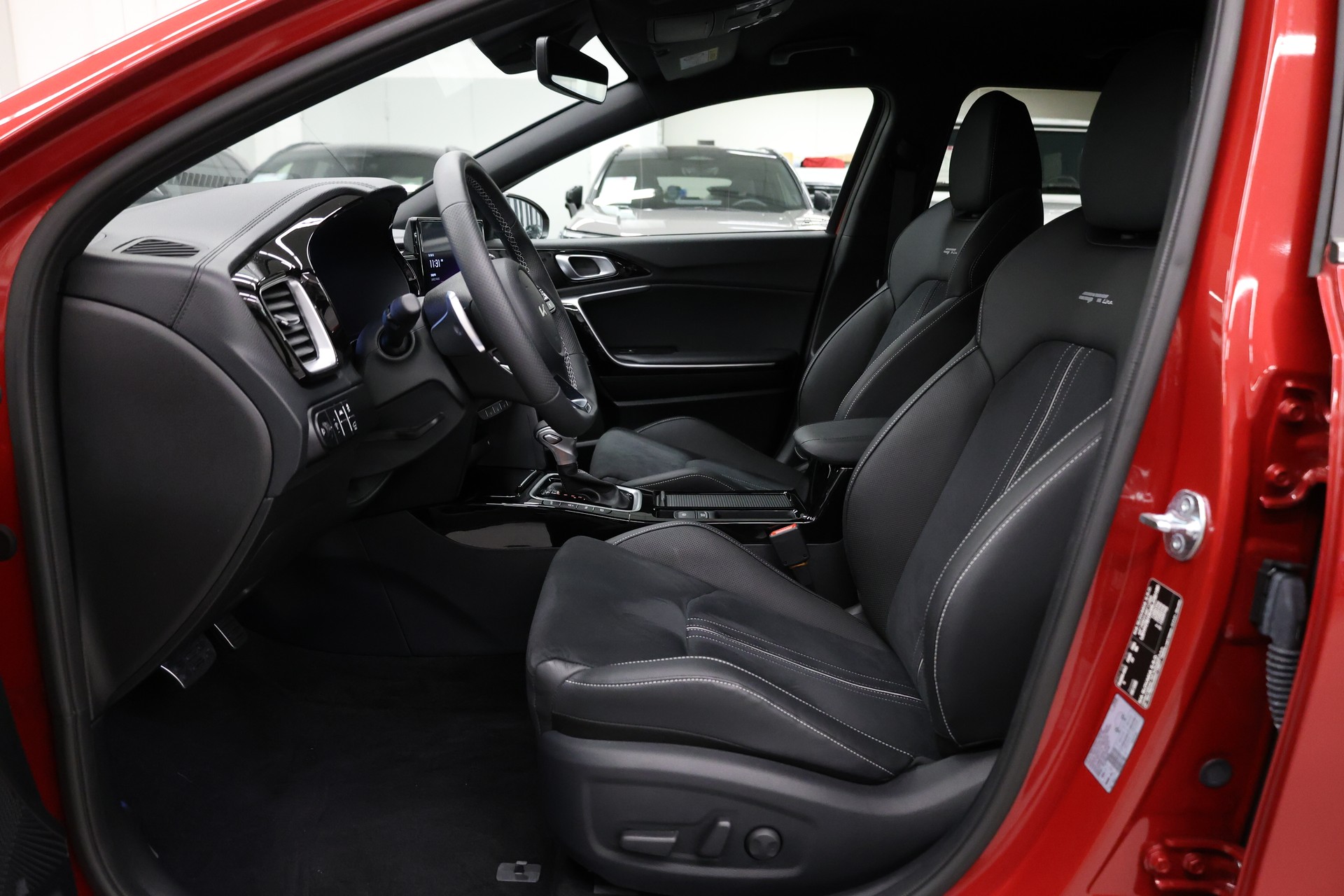 KIA Ceed SW 1.5 T-GDi GT-Line-image-26