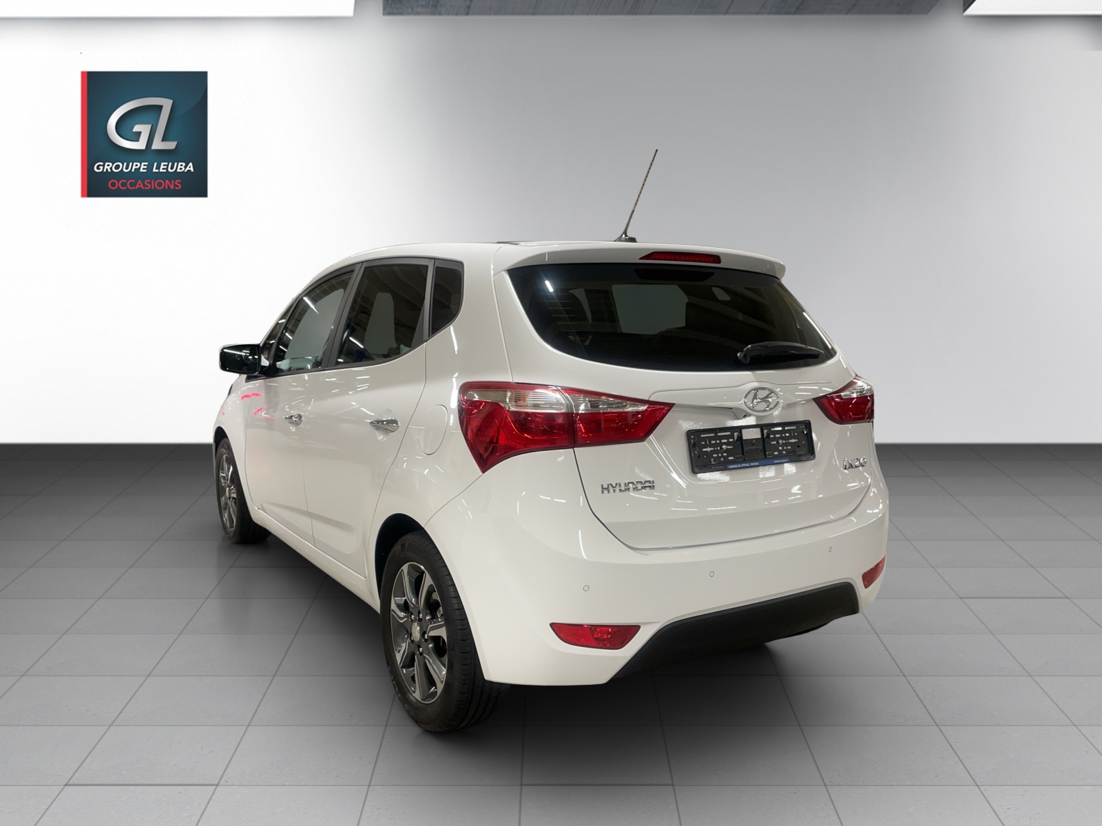 HYUNDAI iX20 1.6 Vertex Automatic-image-3