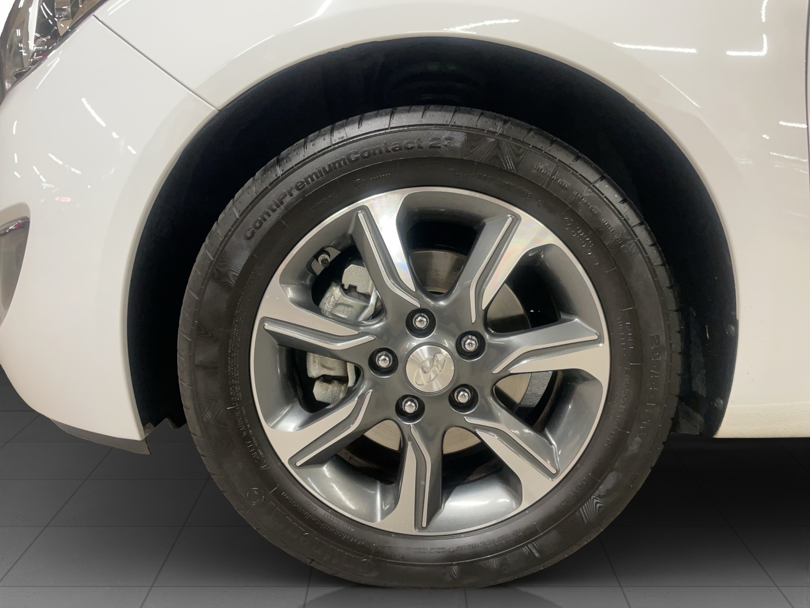 HYUNDAI iX20 1.6 Vertex Automatic-image-6