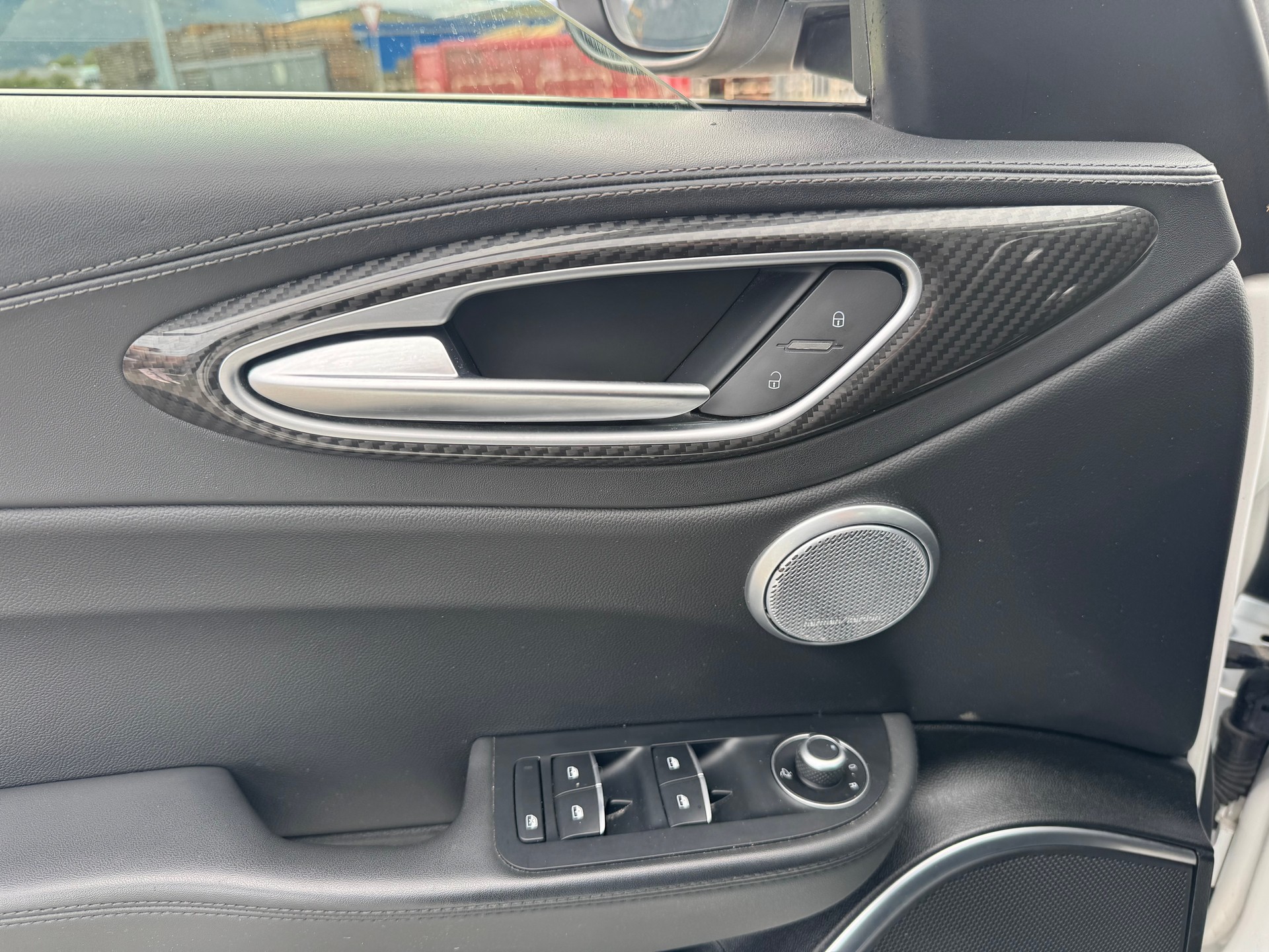 ALFA ROMEO Giulia 2.0 Veloce TI Q4 Automatic-image-23