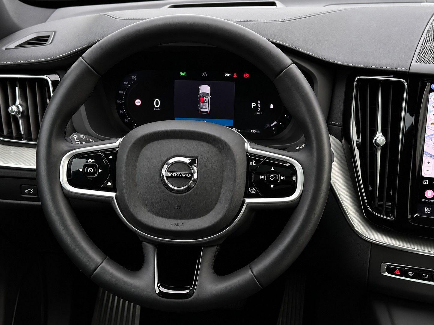 VOLVO XC60 B5 Diesel Mild Hybrid AWD Ultimate Dark Geartronic * CH-Fahrzeug * Frisch ab MFK *-image-14