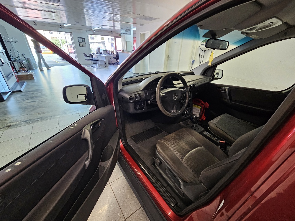 MERCEDES-BENZ Vaneo 1.7 CDi Ambiente-image-9