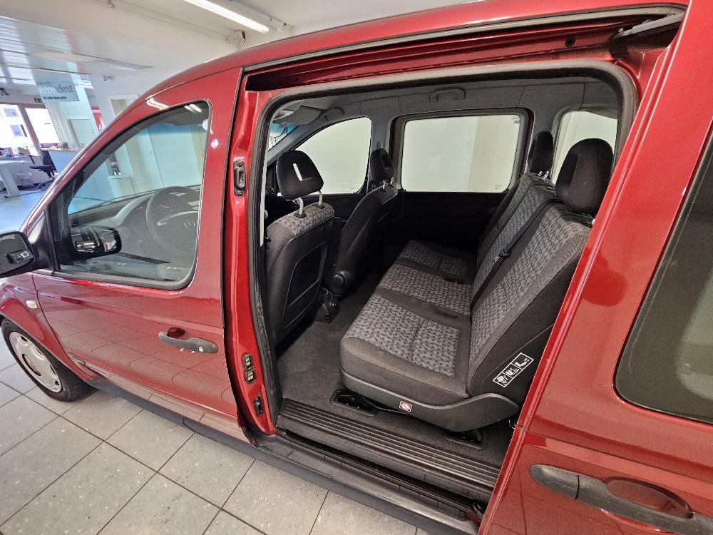 MERCEDES-BENZ Vaneo 1.7 CDi Ambiente-image-10
