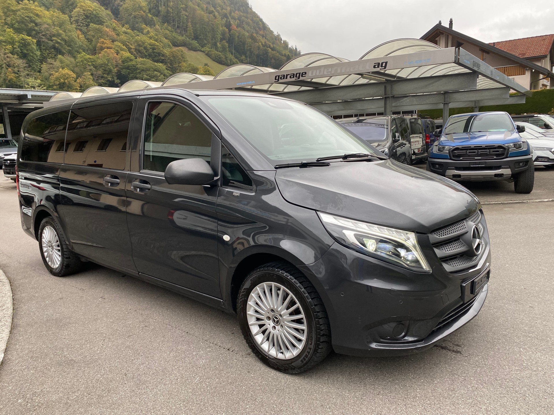 MERCEDES-BENZ Vito 116 CDI Lang Select Tourer 4Matic 9G-Tronic-image-14