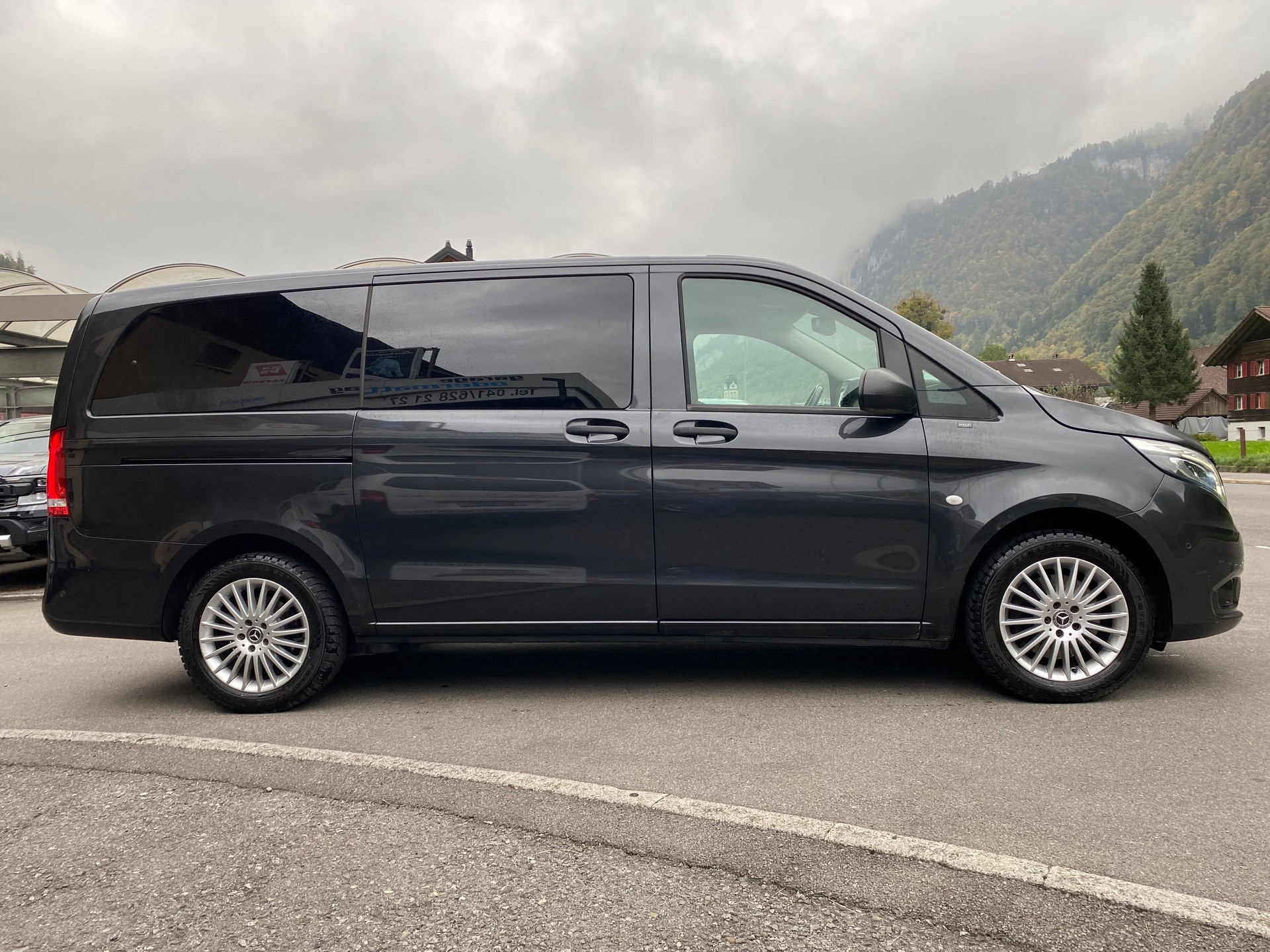 MERCEDES-BENZ Vito 116 CDI Lang Select Tourer 4Matic 9G-Tronic-image-15