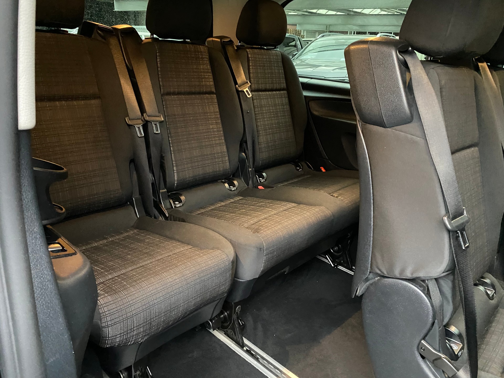 MERCEDES-BENZ Vito 116 CDI Lang Select Tourer 4Matic 9G-Tronic-image-8