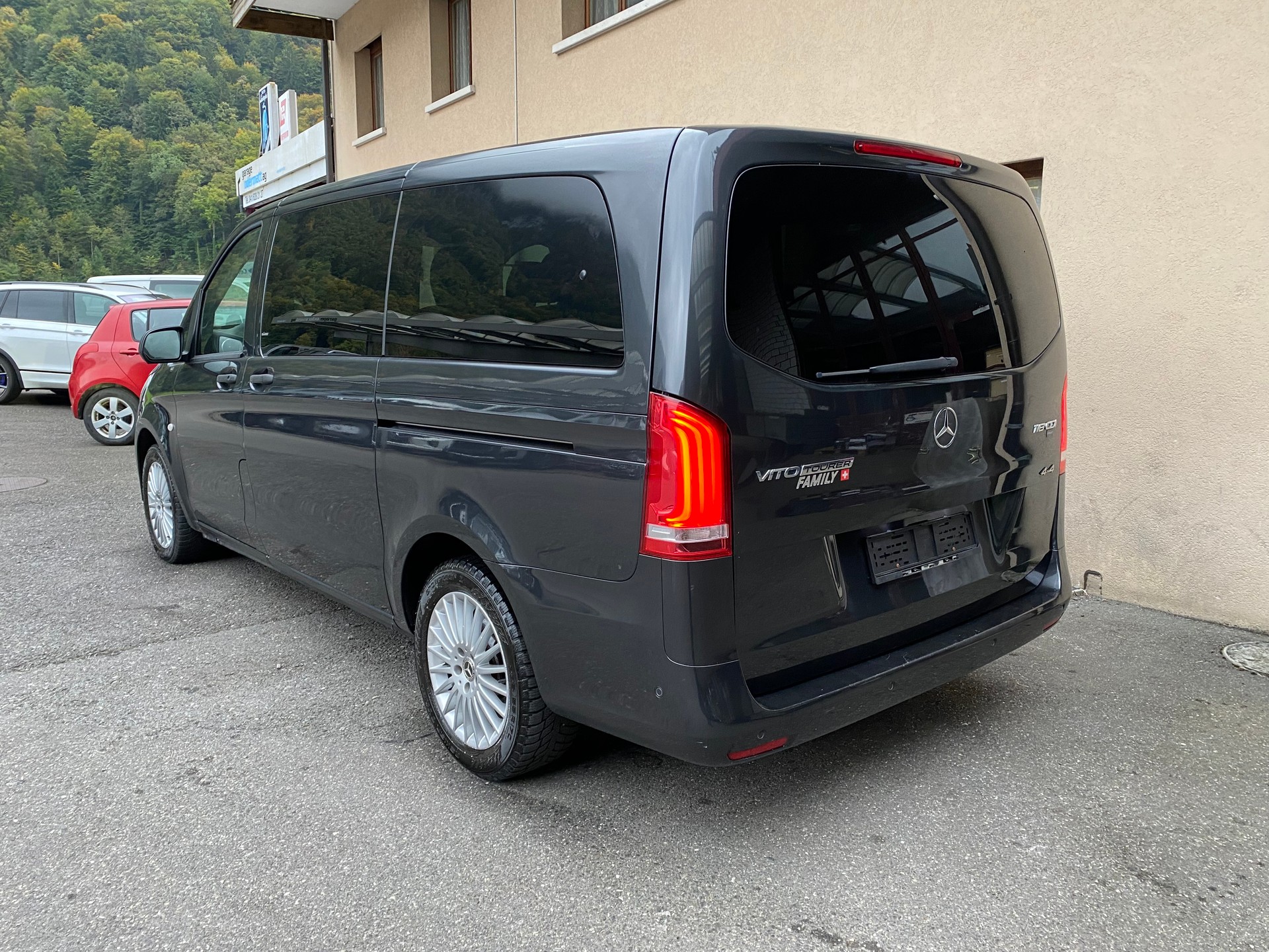 MERCEDES-BENZ Vito 116 CDI Lang Select Tourer 4Matic 9G-Tronic-image-10