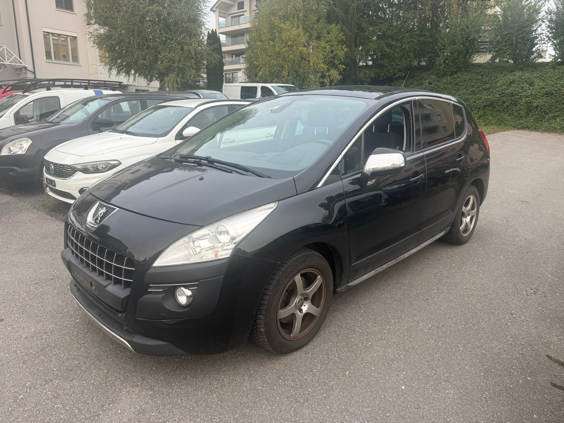 PEUGEOT 3008 2.0 HDI Style Tiptronic-image-1