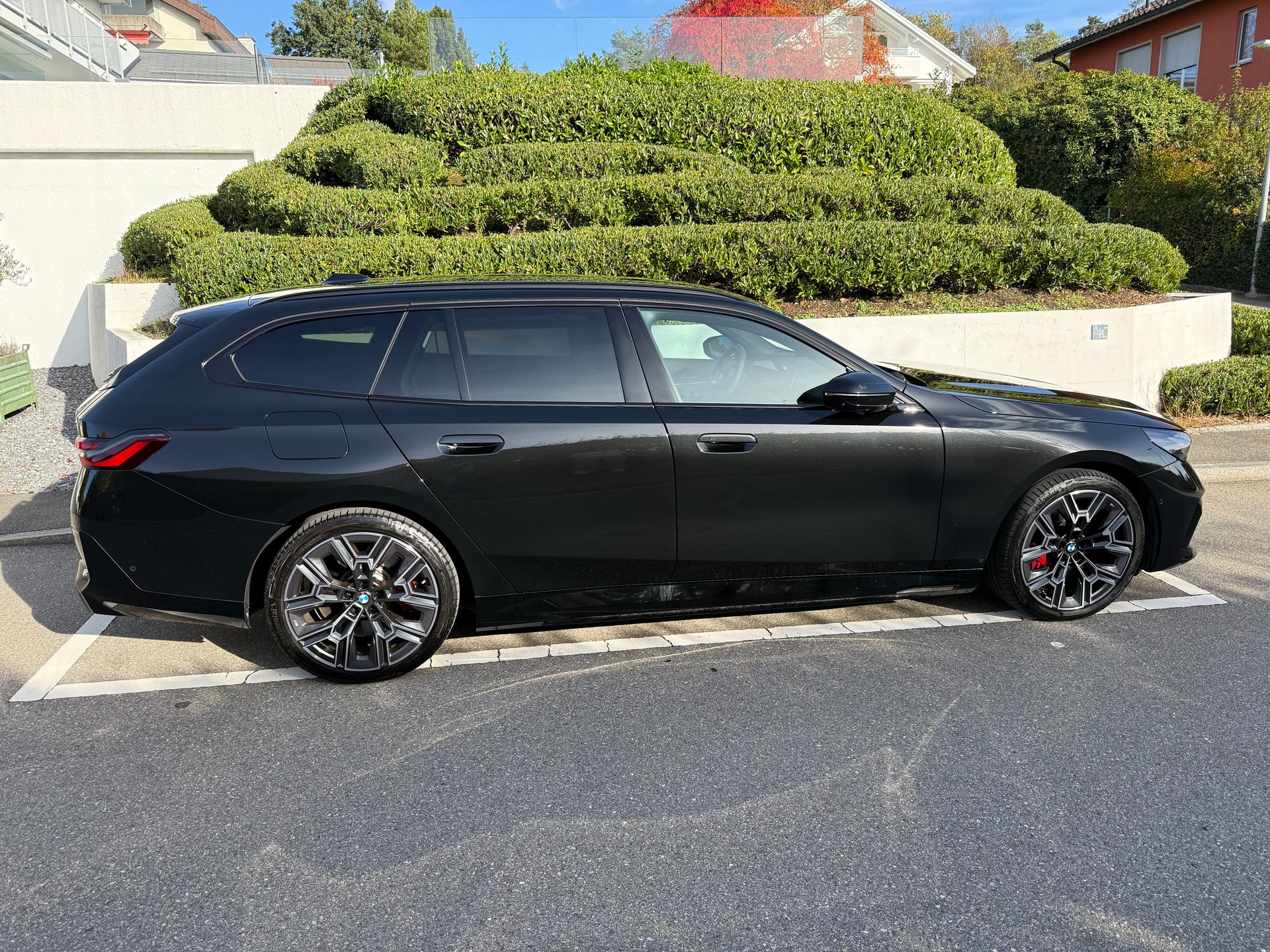BMW 550e xDrive Touring M Sport Pro - inkl. Winterräder-image-4