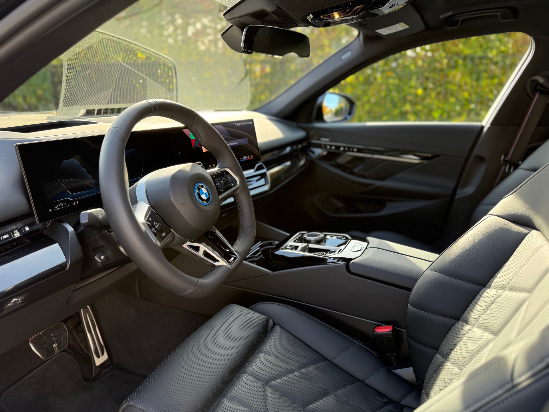 BMW 550e xDrive Touring M Sport Pro - inkl. Winterräder-image-5