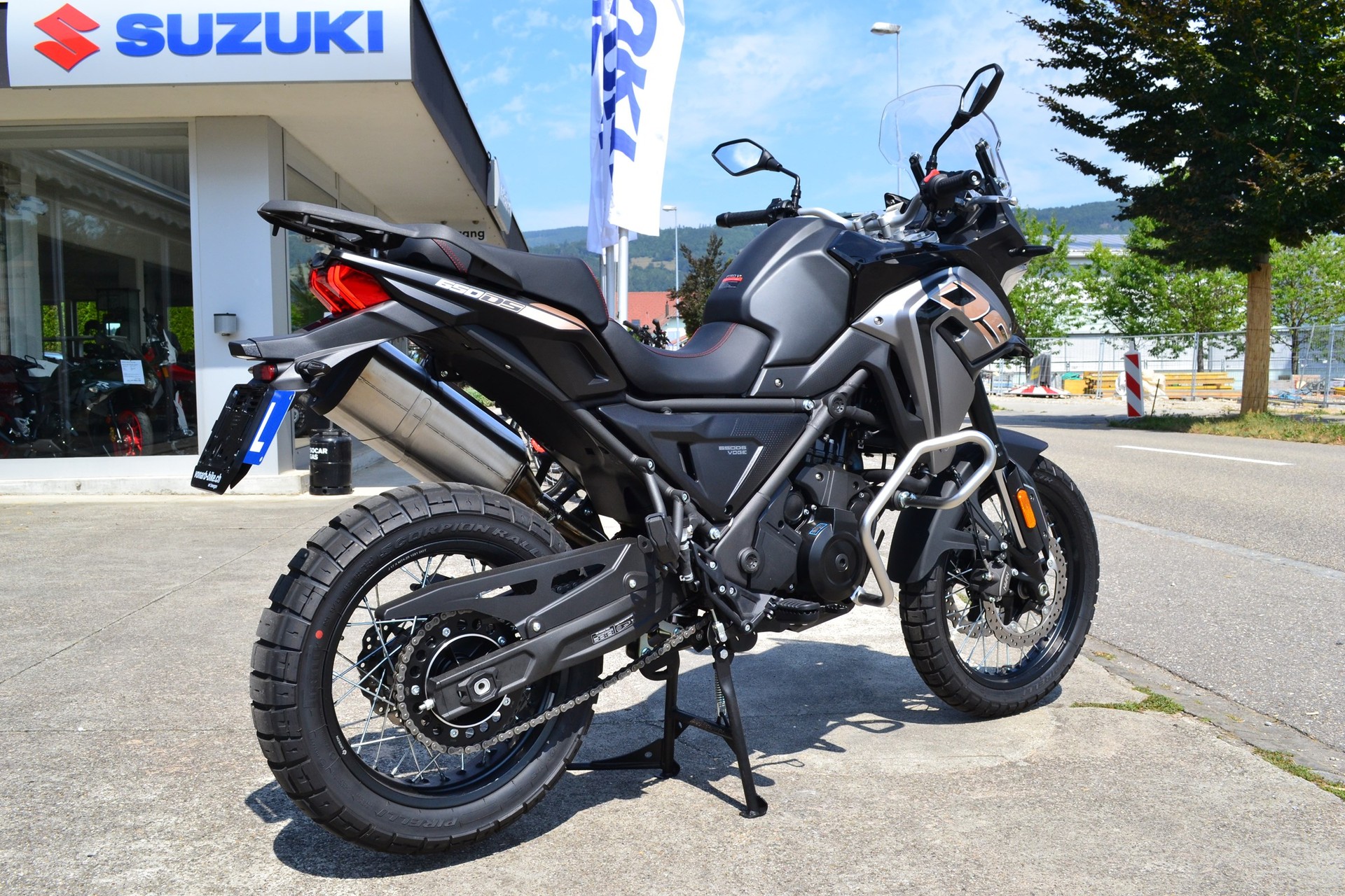VOGE 650 DSX-showroom-element-2