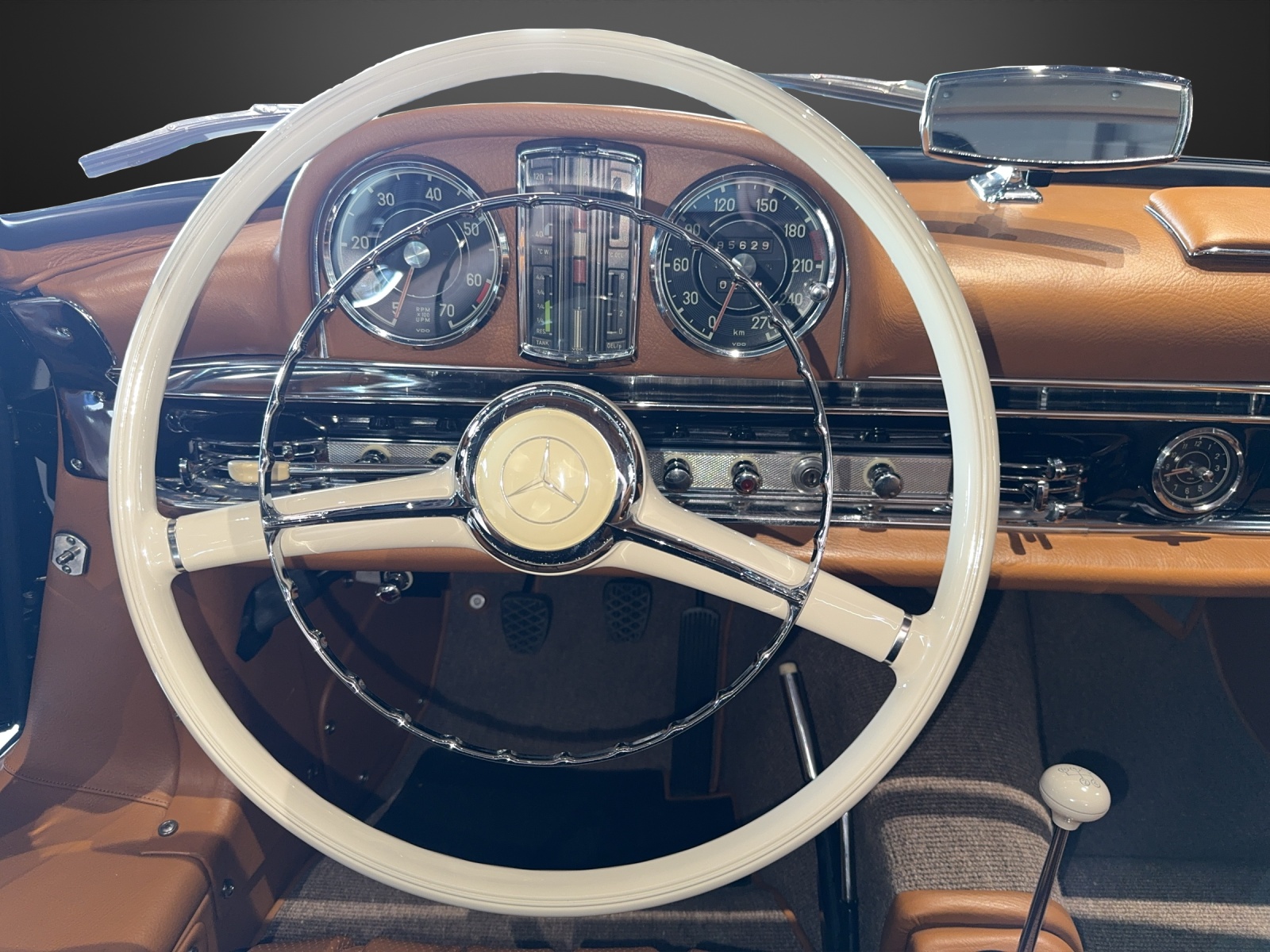 MERCEDES-BENZ 300 SL Roadster-image-10
