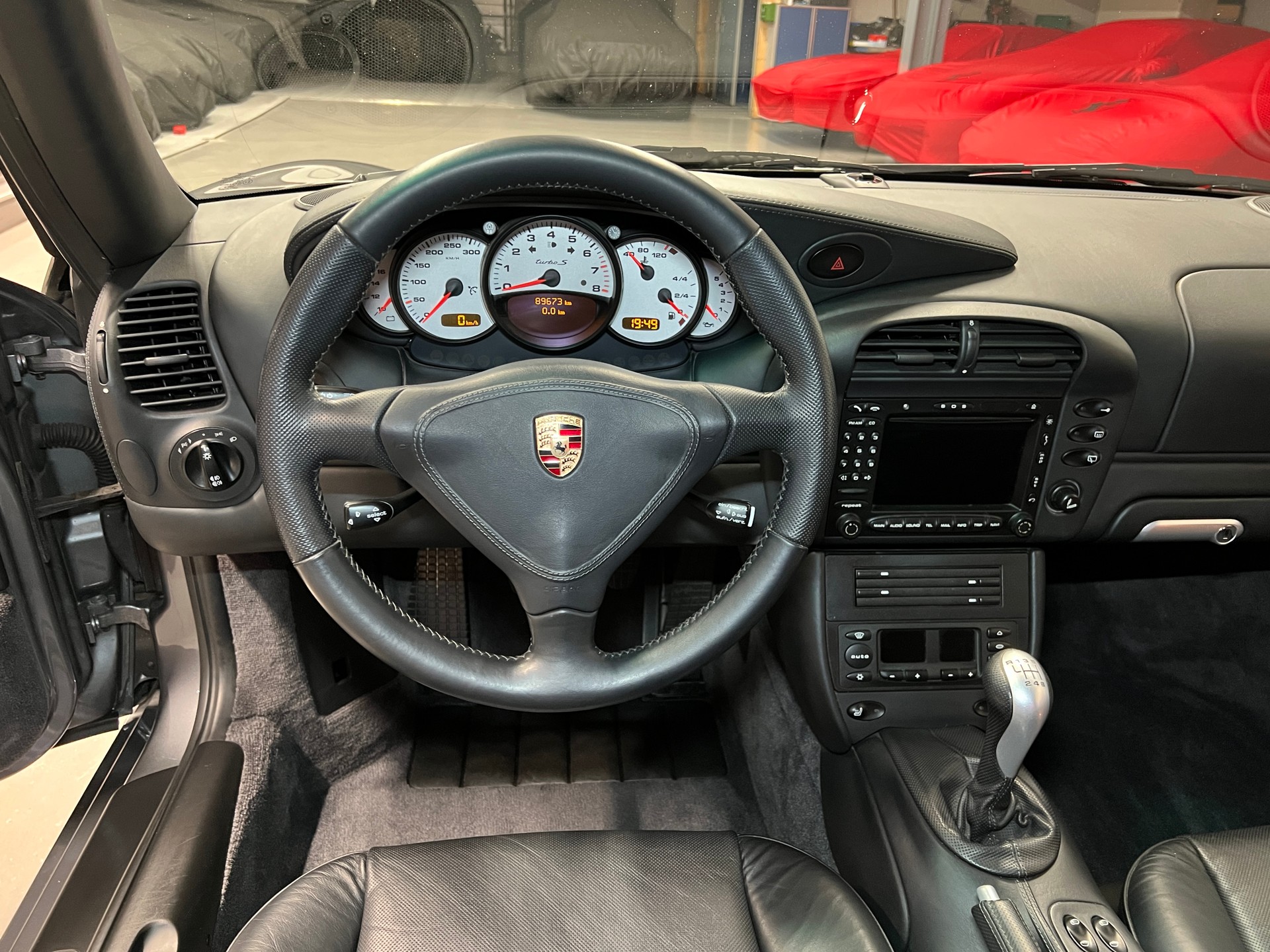 PORSCHE 911 Turbo S „Sealgrau metallic“-image-6