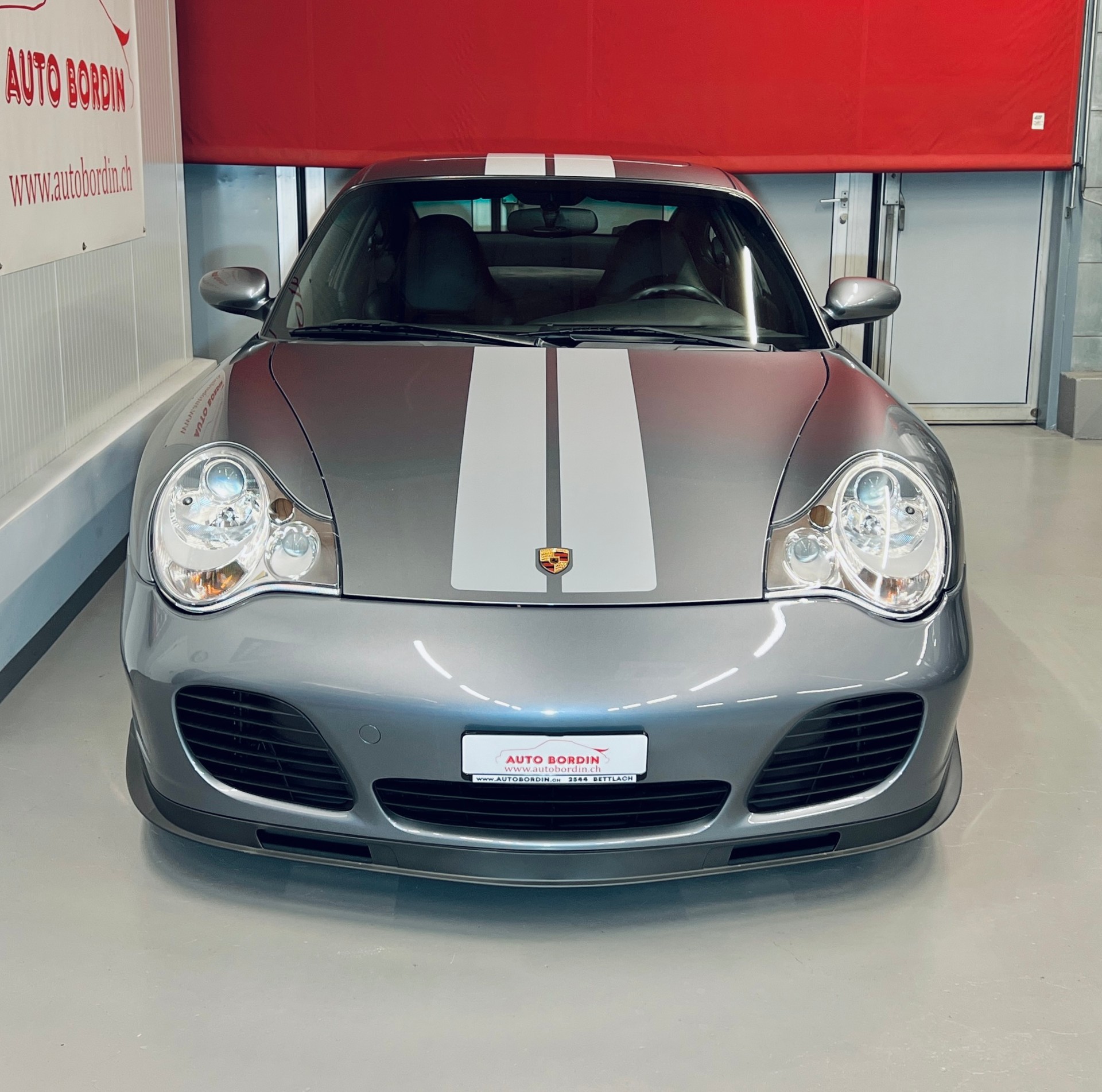 PORSCHE 911 Turbo S „Sealgrau metallic“-image-1