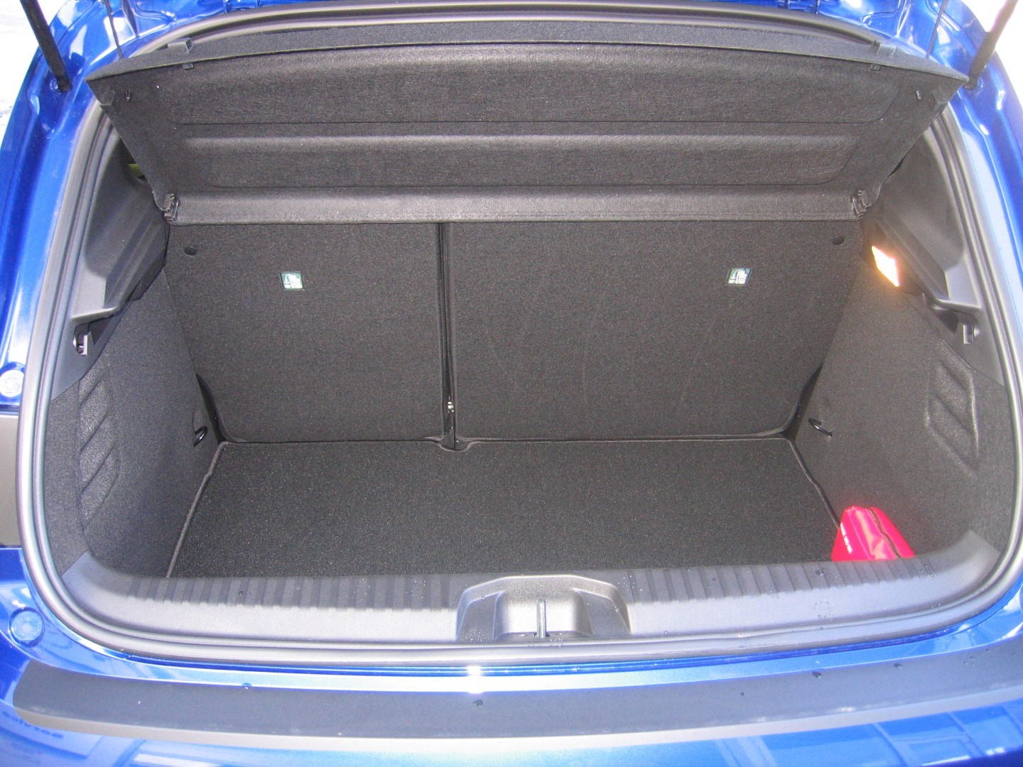 MITSUBISHI COLT 1.6 HEV Intense-image-4
