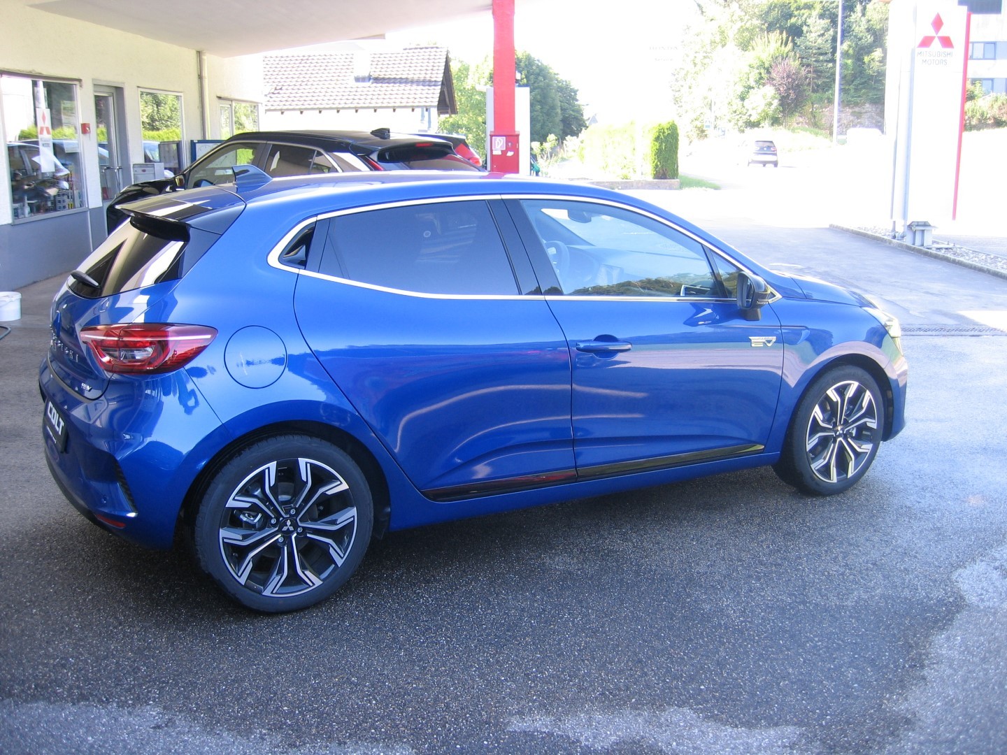MITSUBISHI COLT 1.6 HEV Intense-image-3
