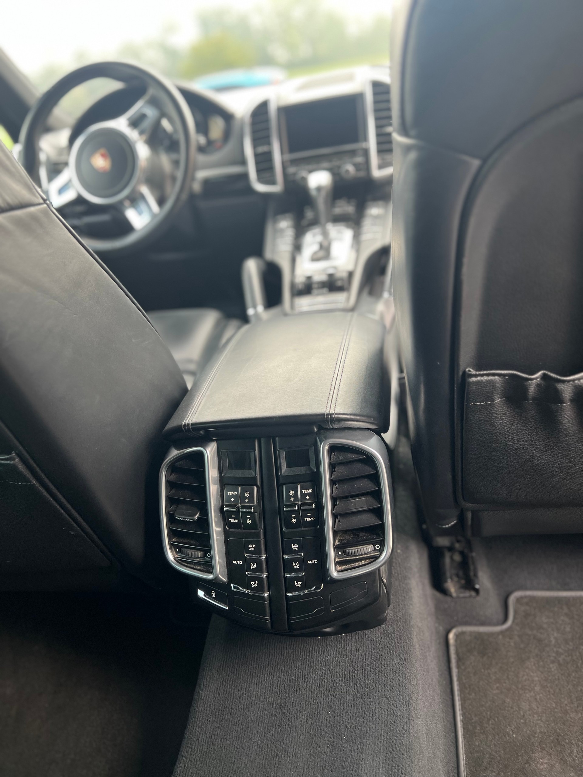 PORSCHE Cayenne Diesel-image-11